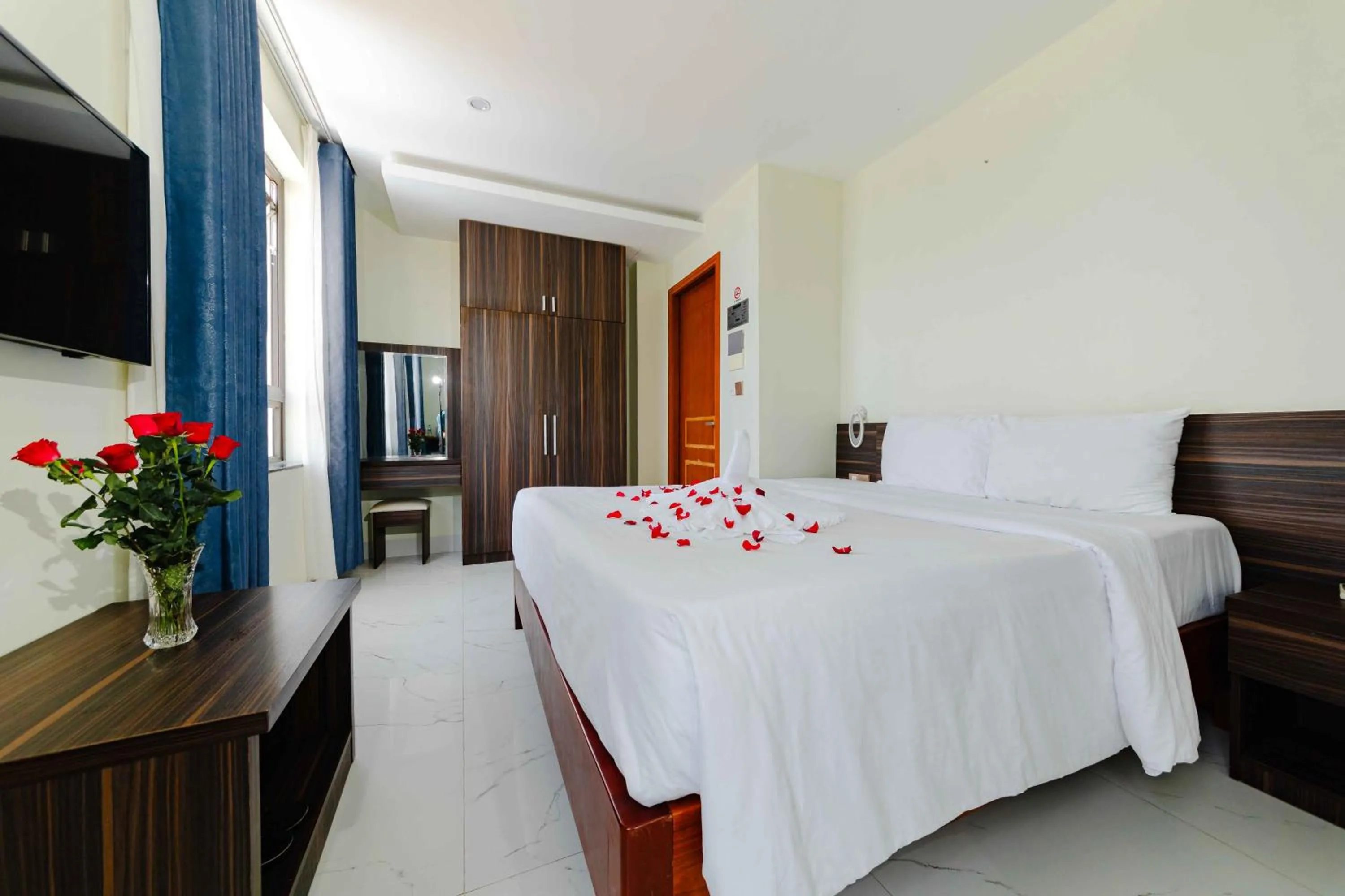 Bed in Sin OAE