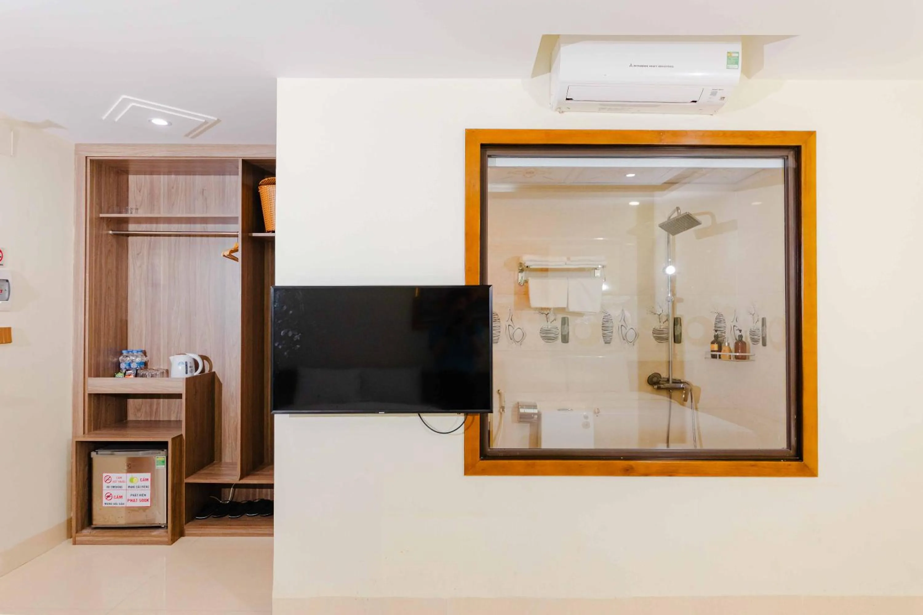 air conditioner in Sin OAE
