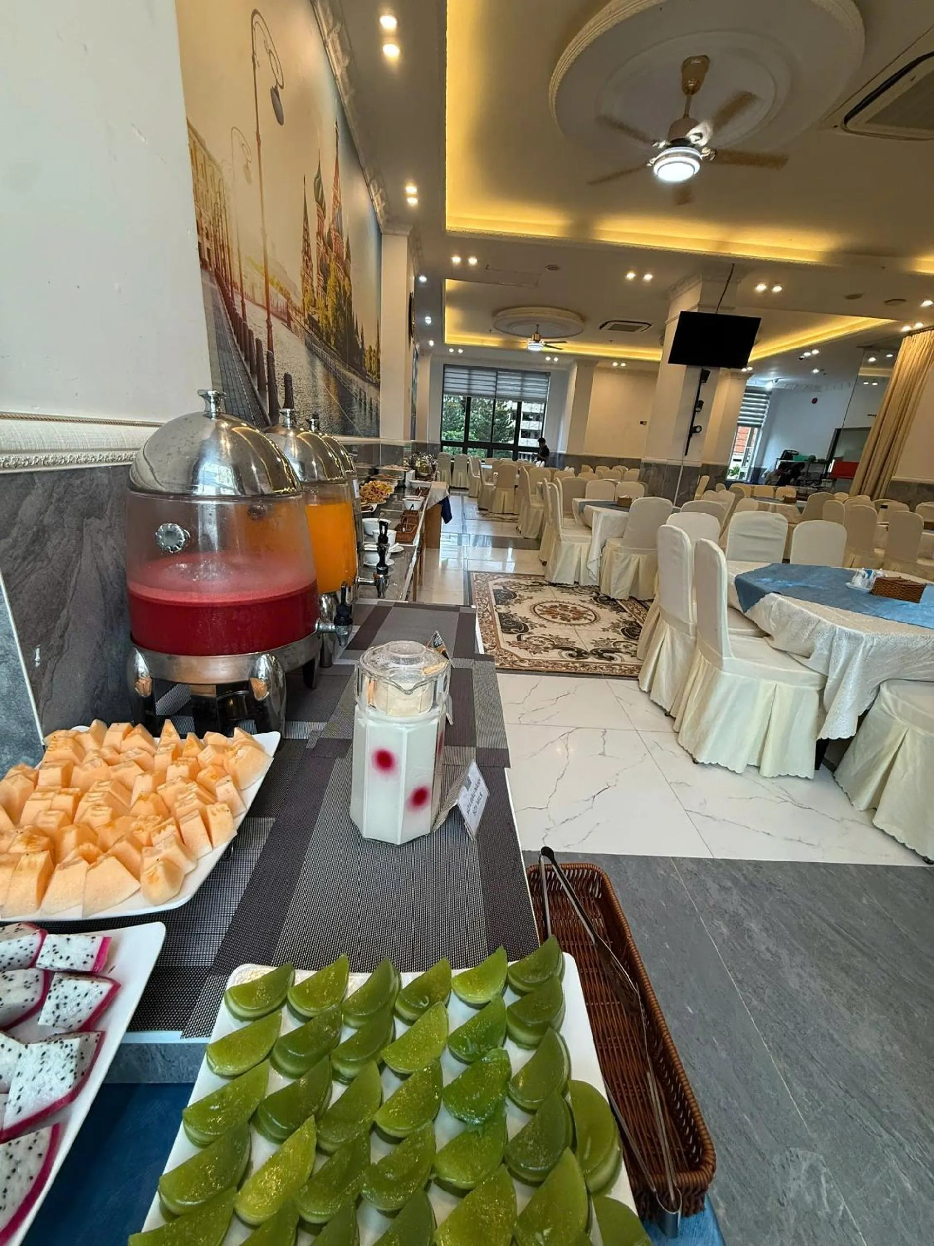 Restaurant/places to eat in Sin OAE