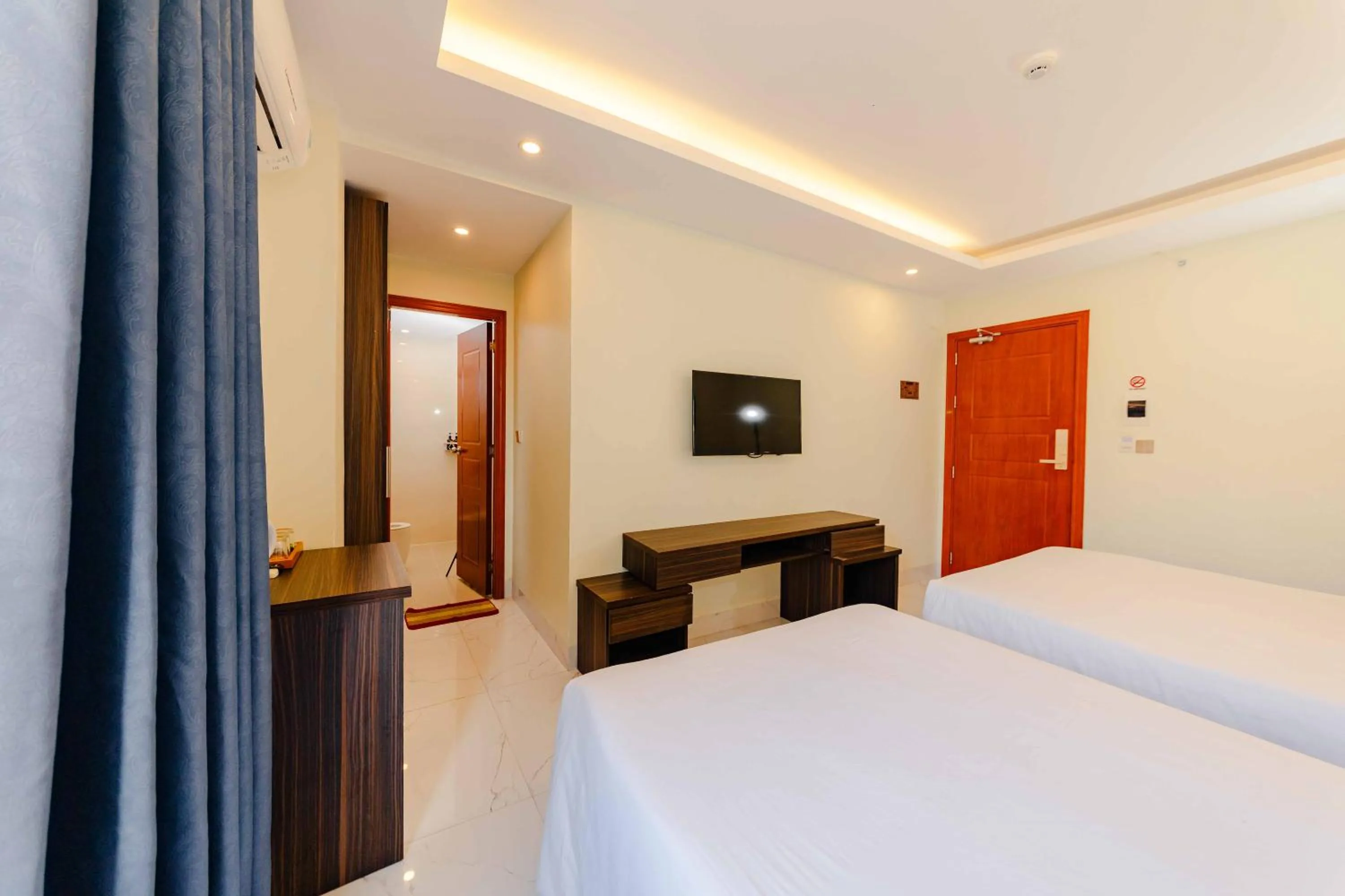 TV and multimedia, Bed in Sin OAE