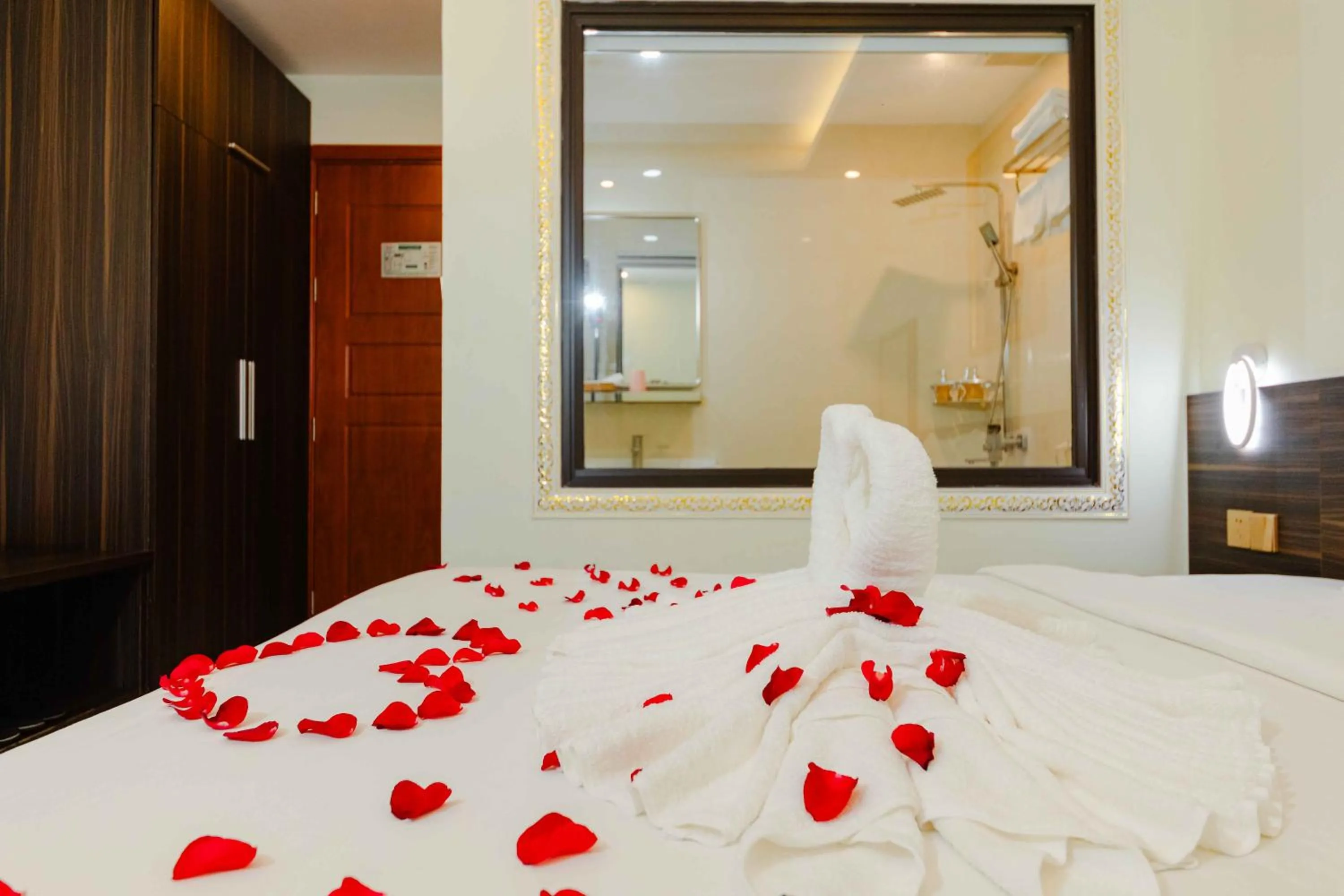 Bed in Sin OAE