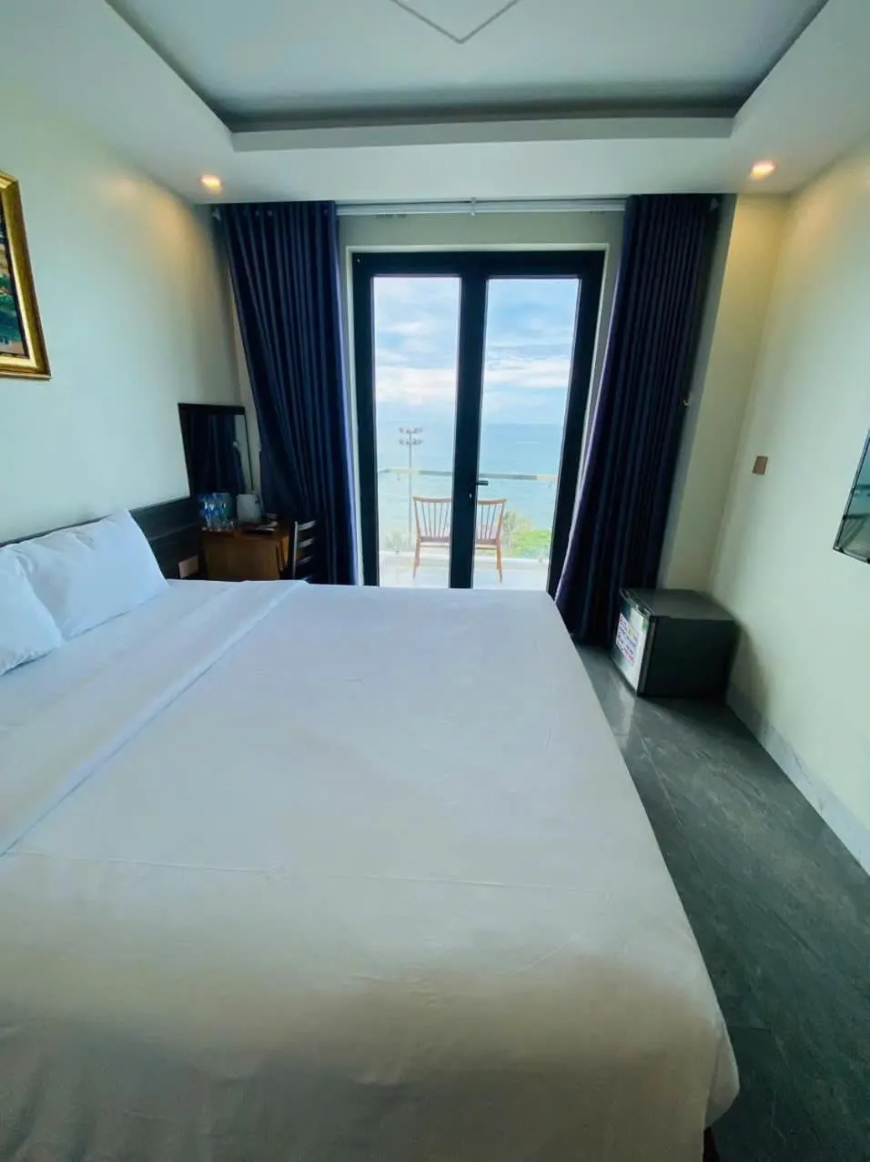 Bed in Sin OAE