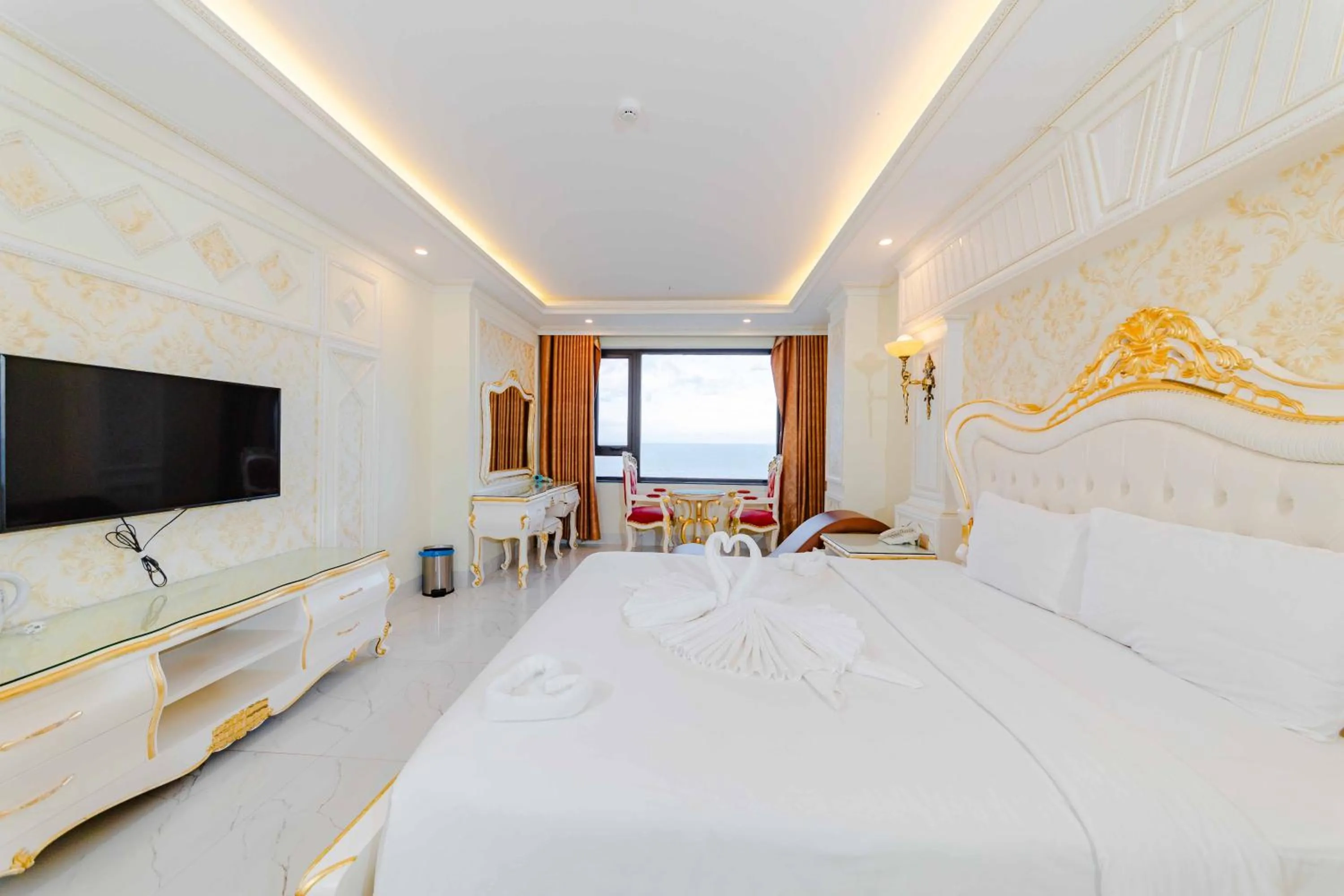 Photo of the whole room, Bed in Sin OAE