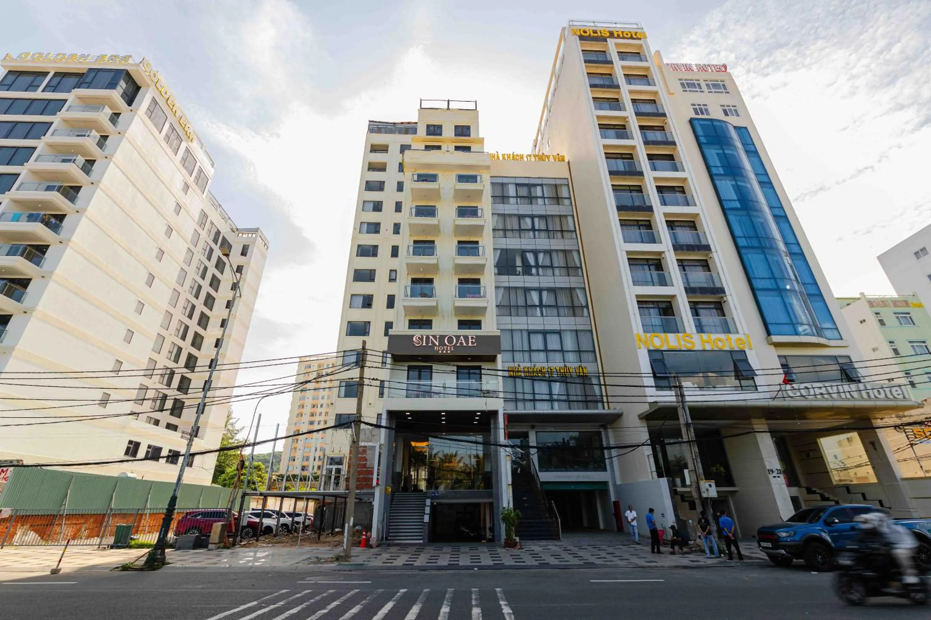 Property building in Sin OAE