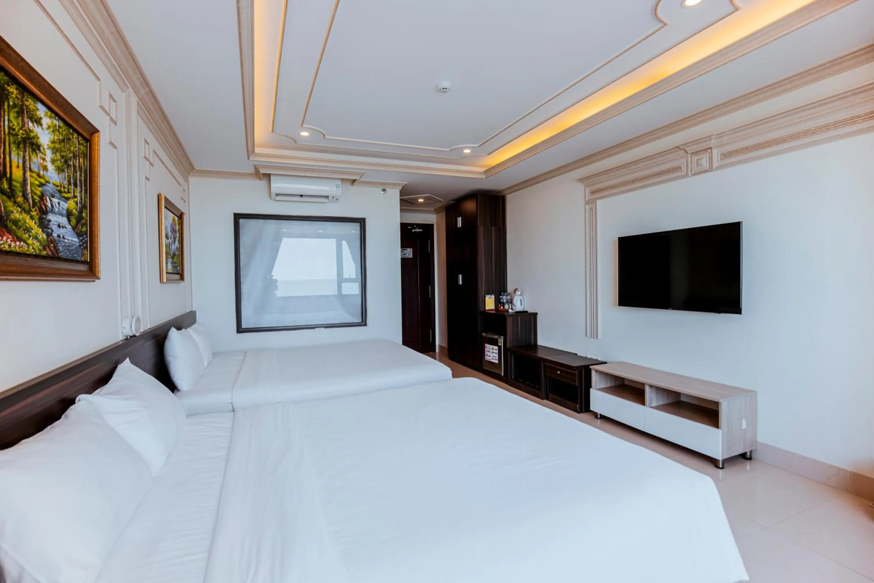 Bed in Sin OAE