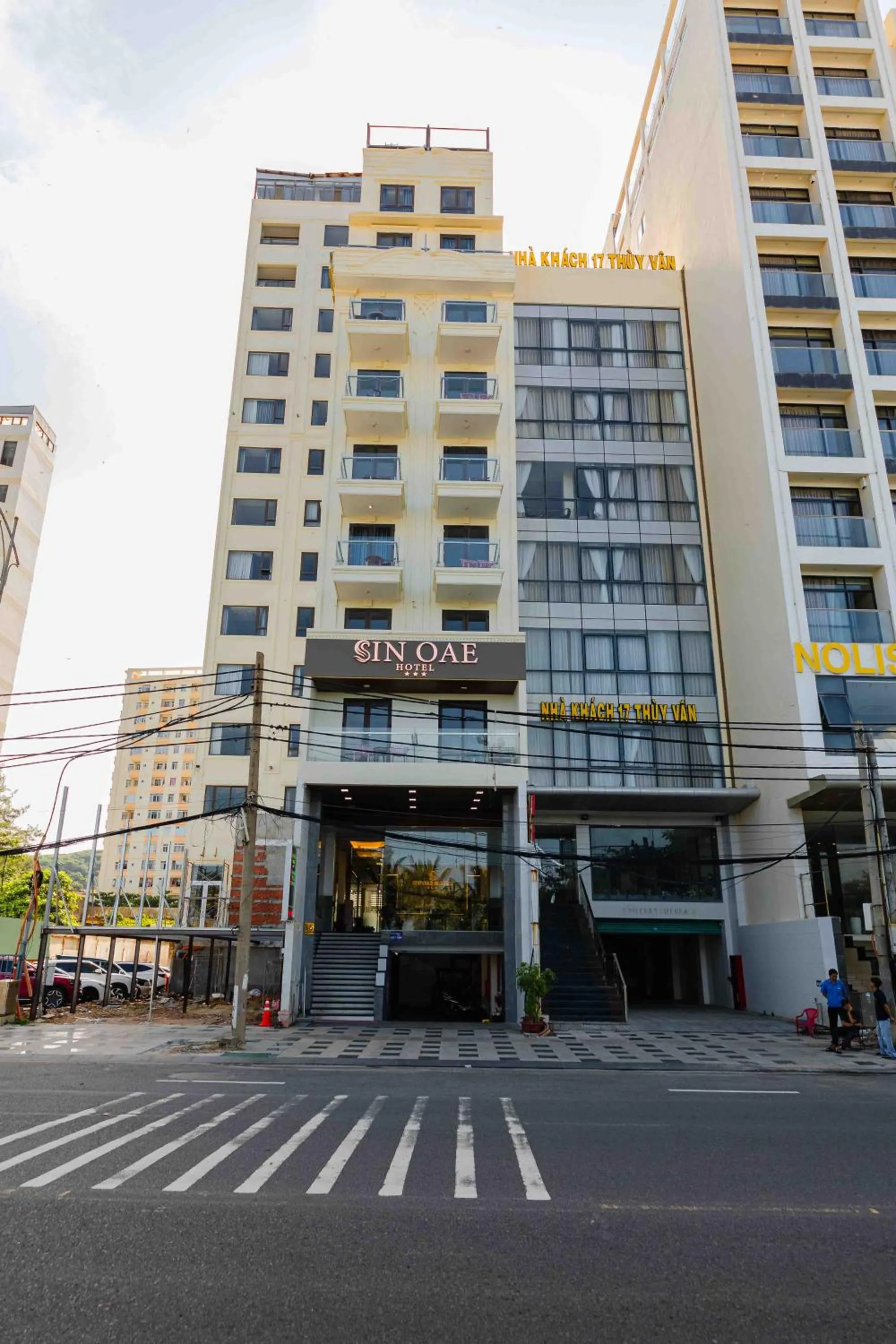 Property building in Sin OAE