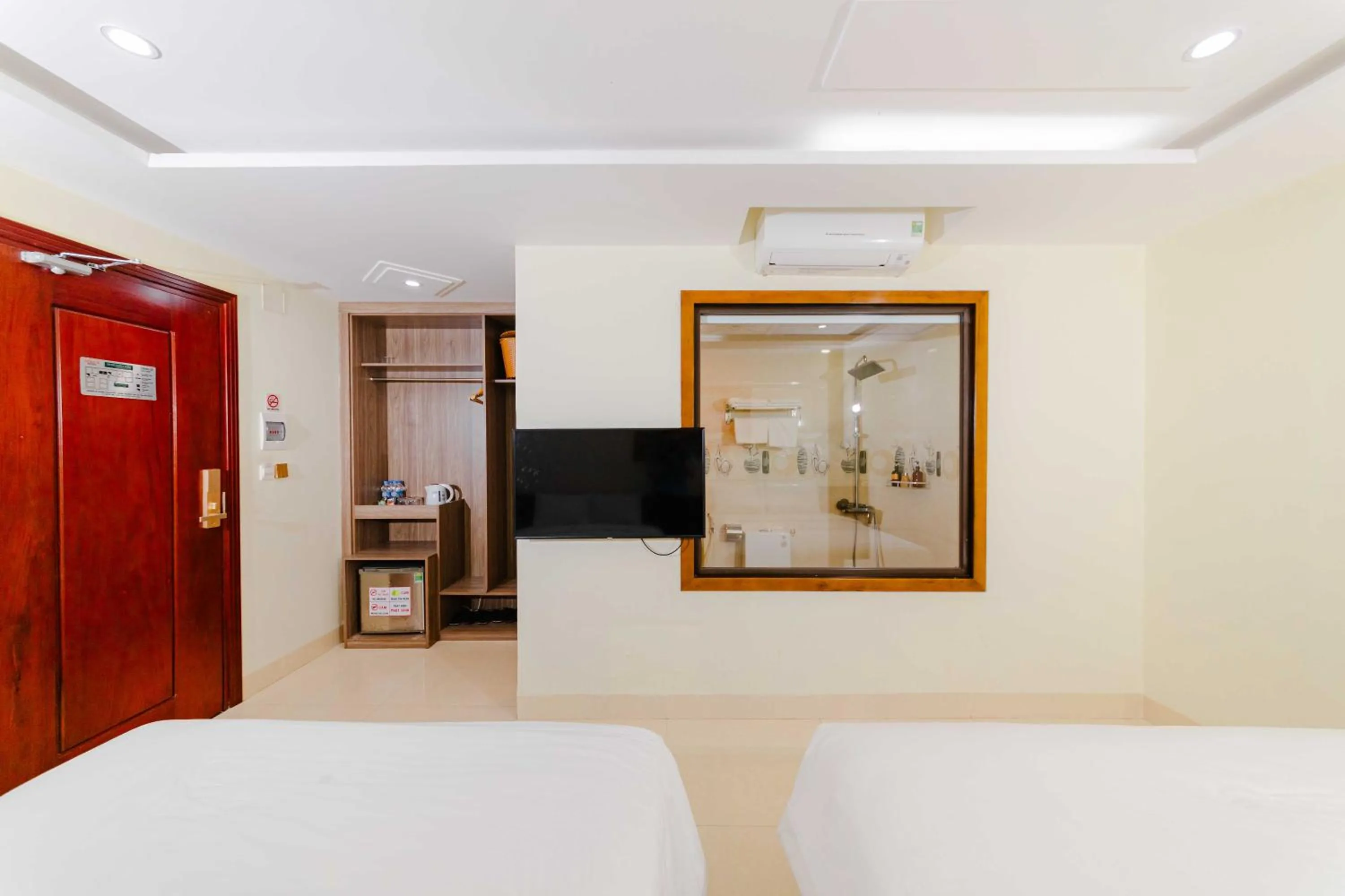 Bed in Sin OAE