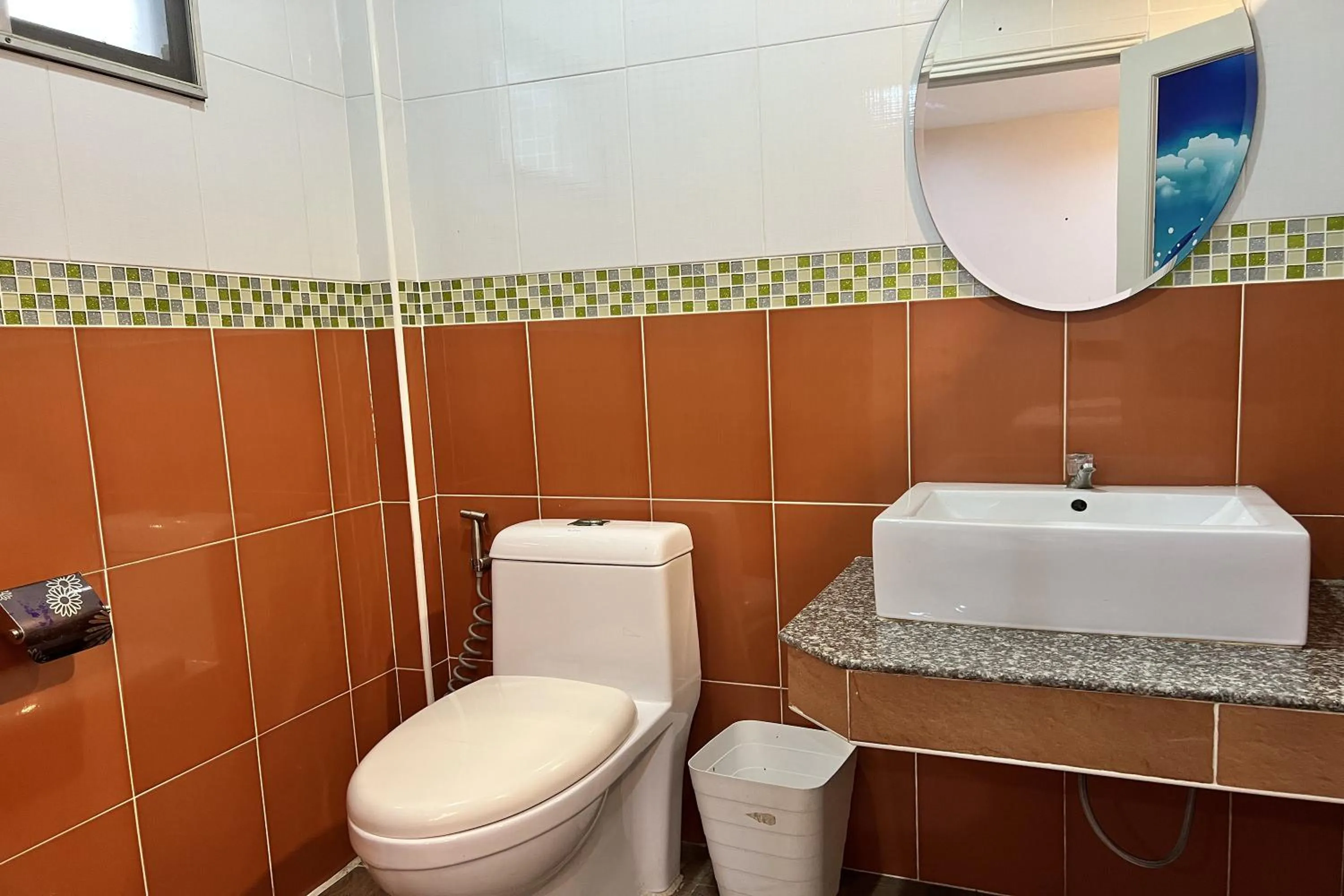 Bathroom in Full House Udon