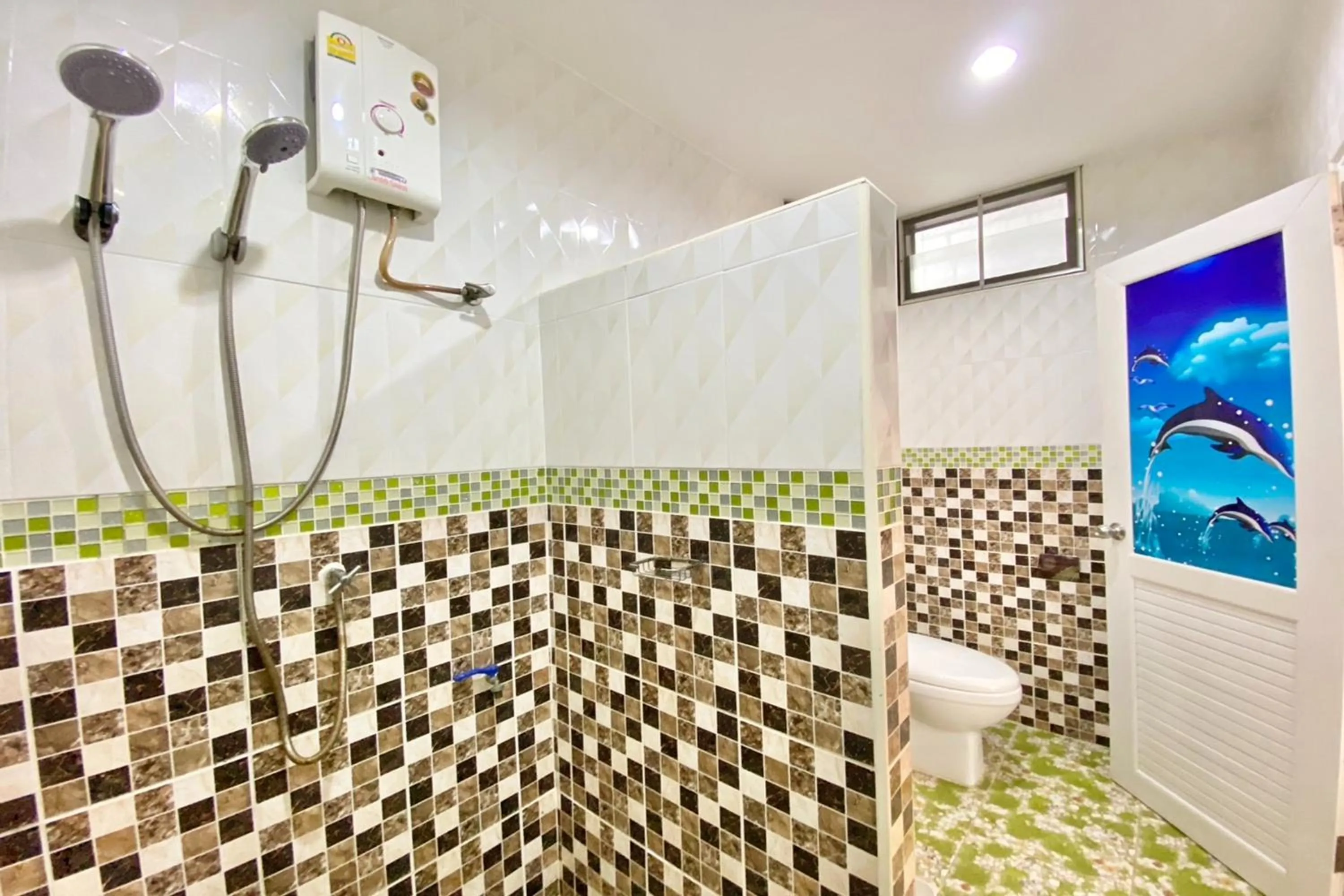 Bathroom in Full House Udon