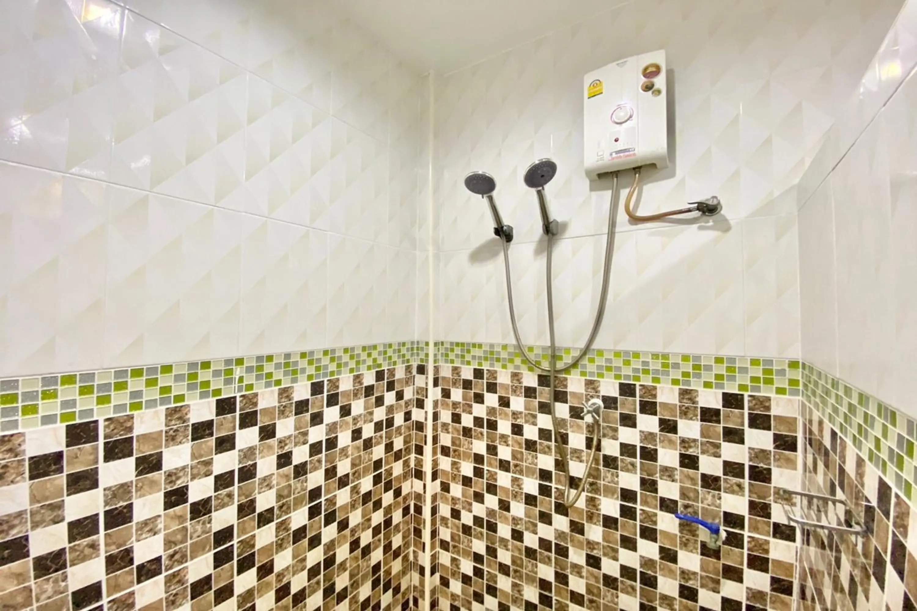 Bathroom in Full House Udon