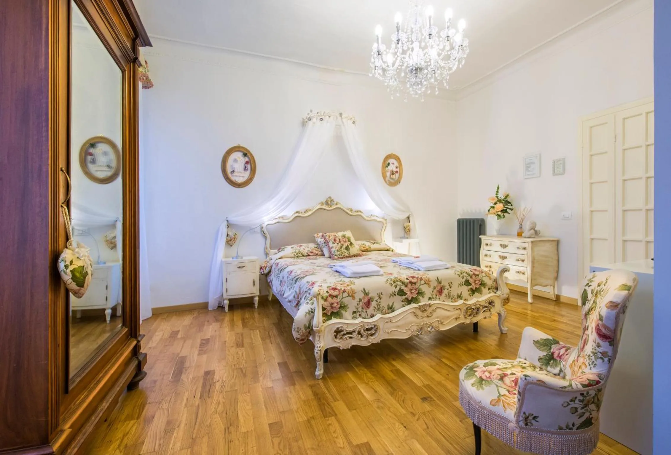 Photo of the whole room, Bed in B&B Il Cuore