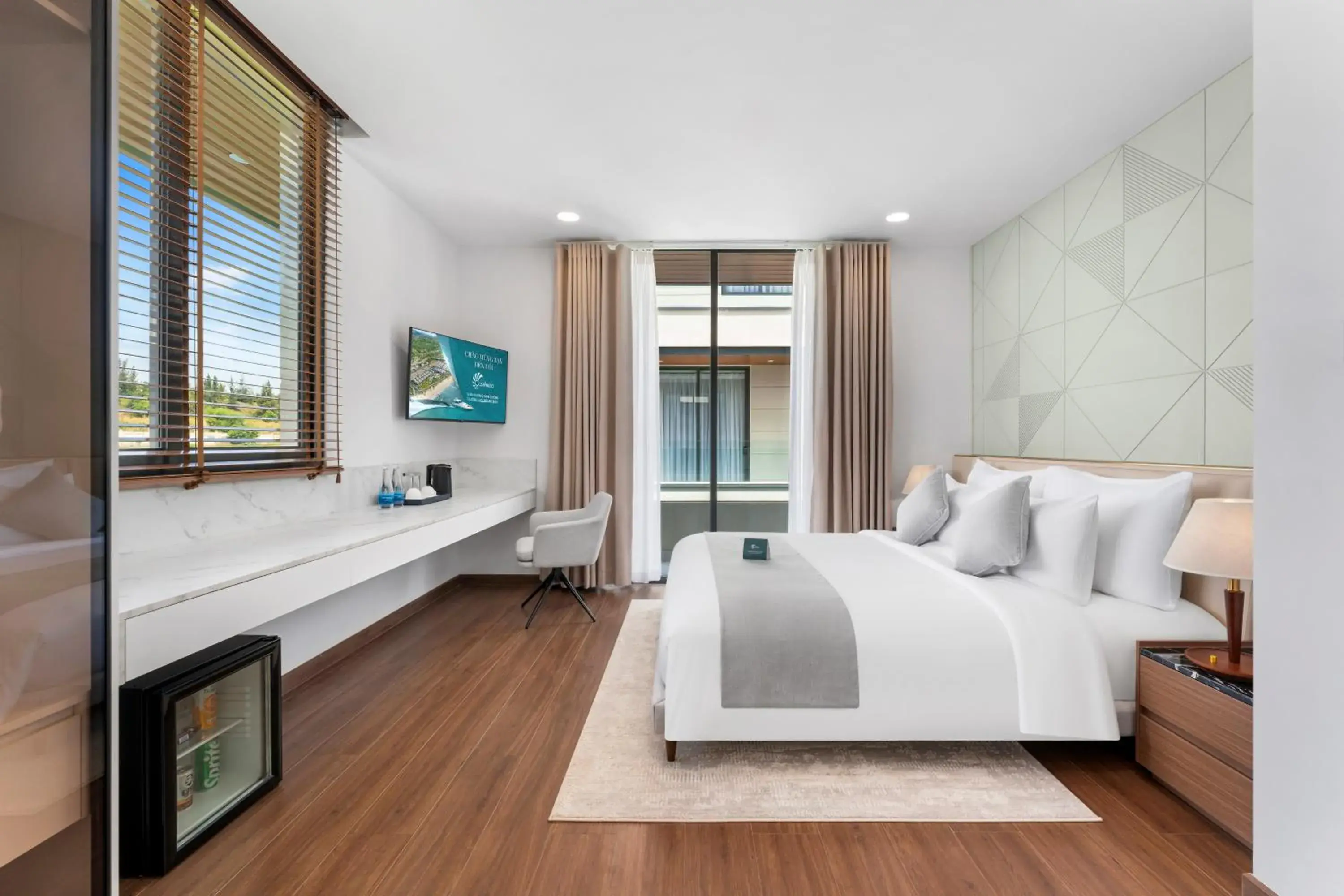 Queen Room with Rain Shower and Balcony - Garden View/Non-Smoking in Costamigo Phan Thiet, BW Premier Collection Queen Room with Rain Shower and Balcony - Garden View/Non-Smoking in Costamigo Phan Thiet, BW Premier Collection