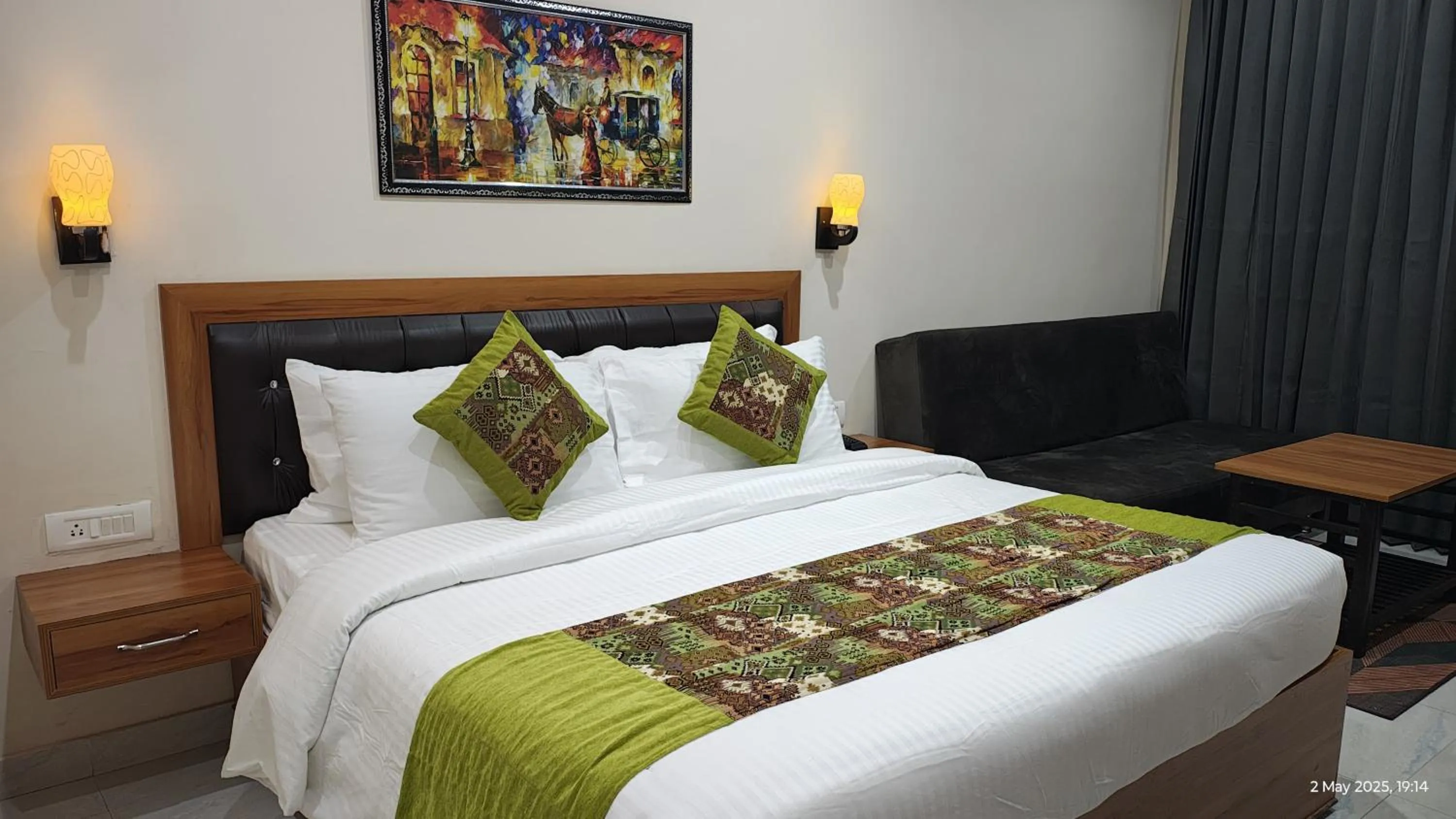 Bed in Ai 360 Degree Hotel Lansdowne