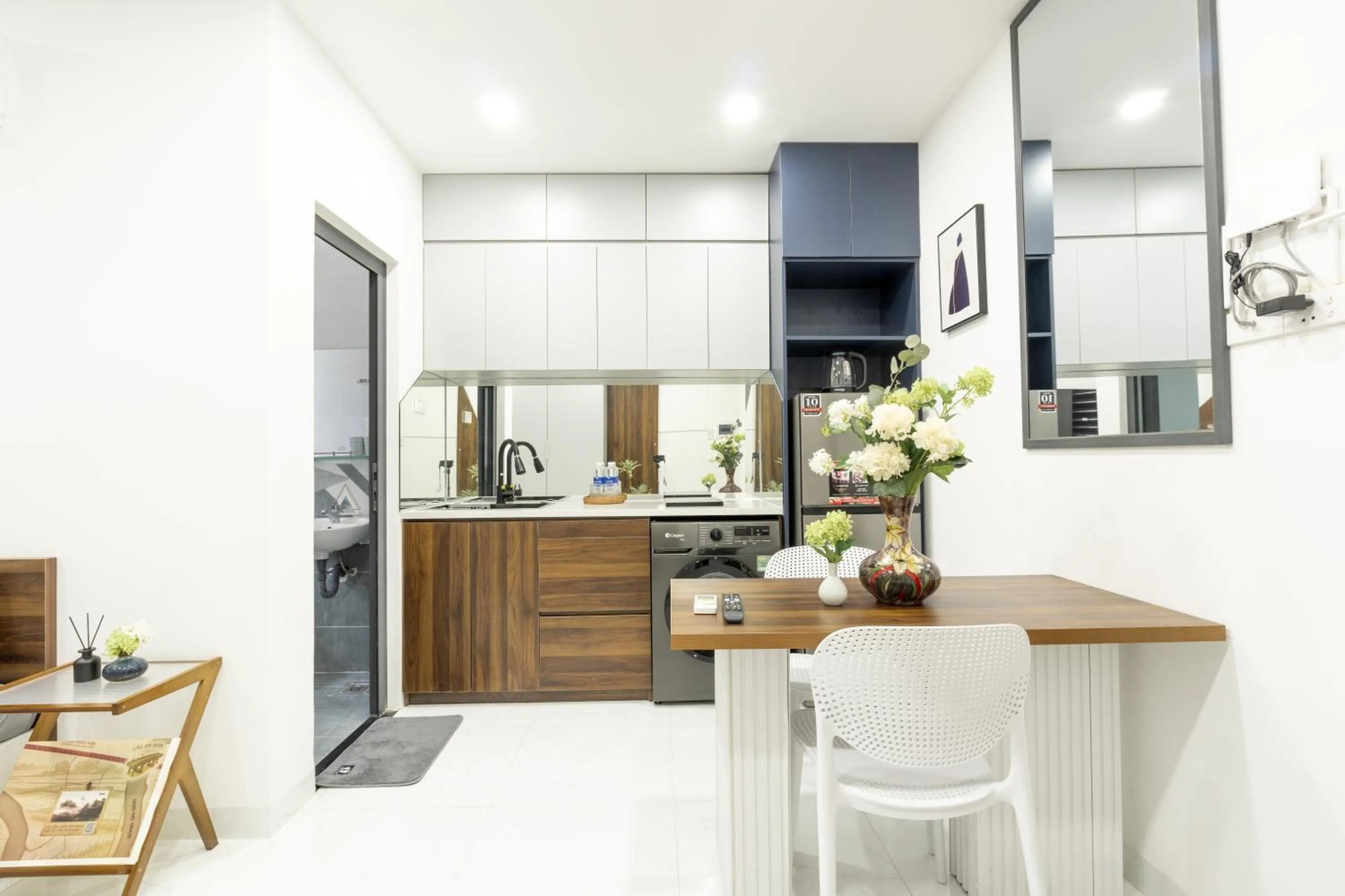 One-Bedroom Apartment in Nhà Sài Gòn