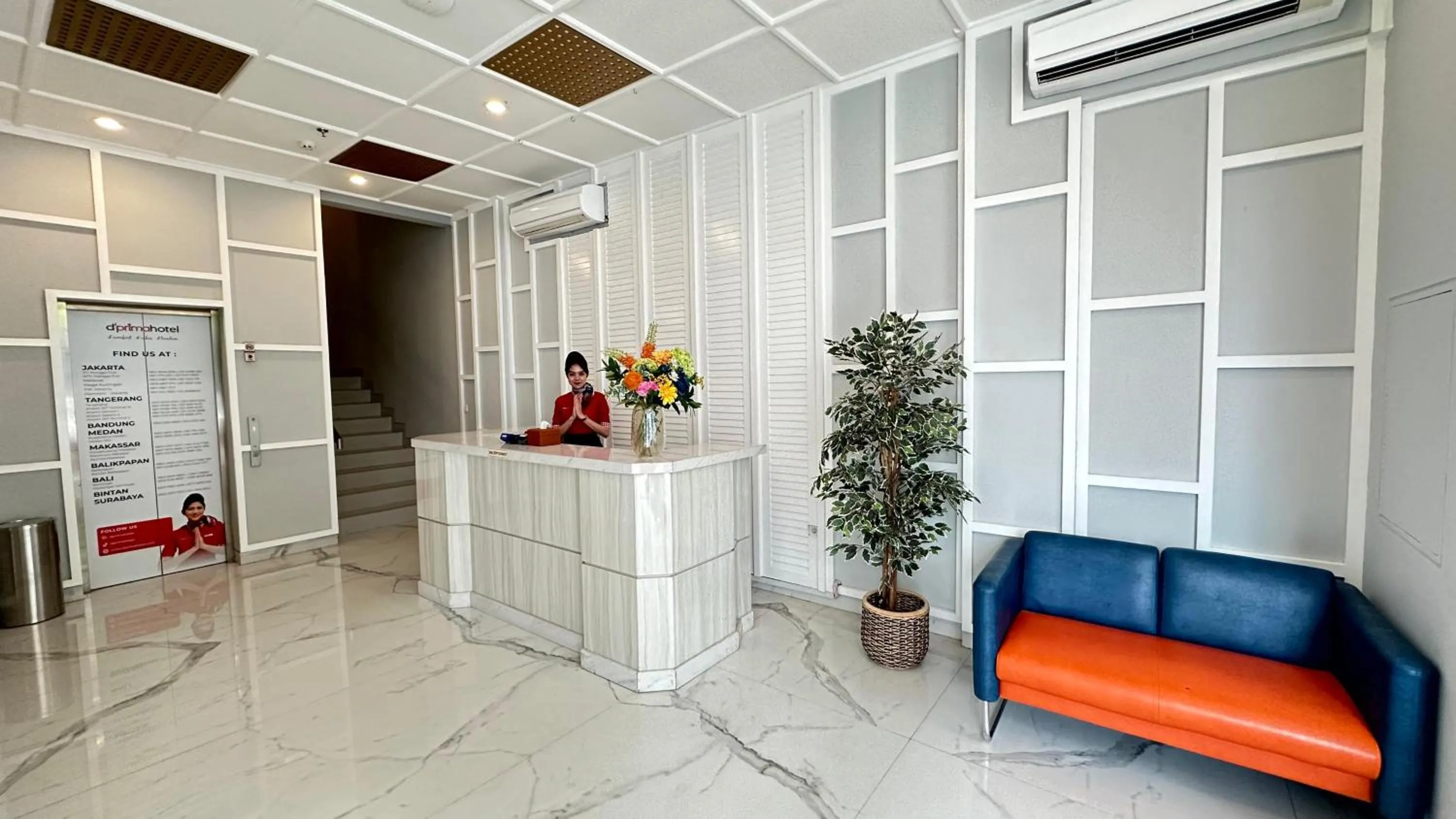 Lobby or reception in d'primahotel Harmoni Jakarta - Hayam Wuruk