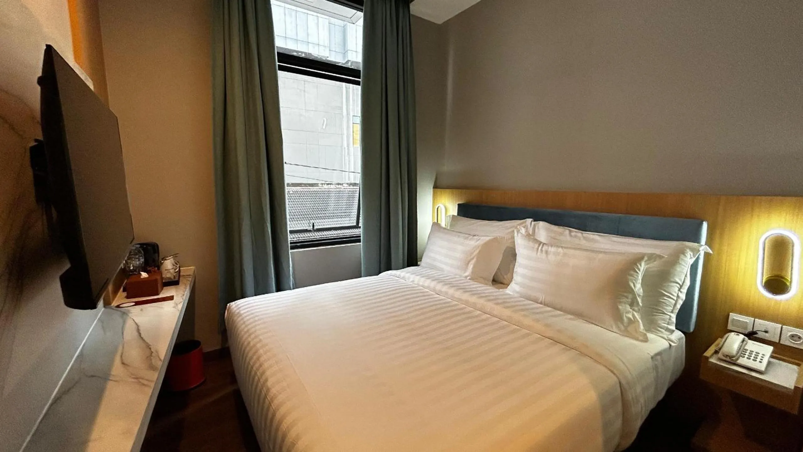 Bedroom, Bed in d'primahotel Harmoni Jakarta - Hayam Wuruk