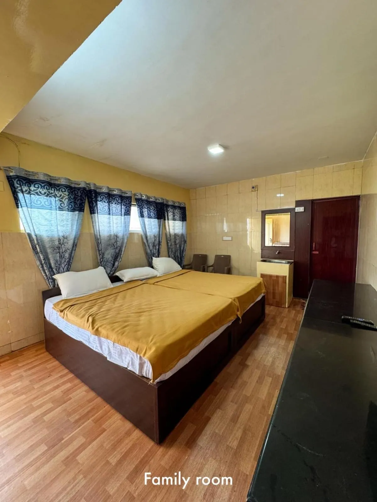 Bed in Kodai Cool Stay Home