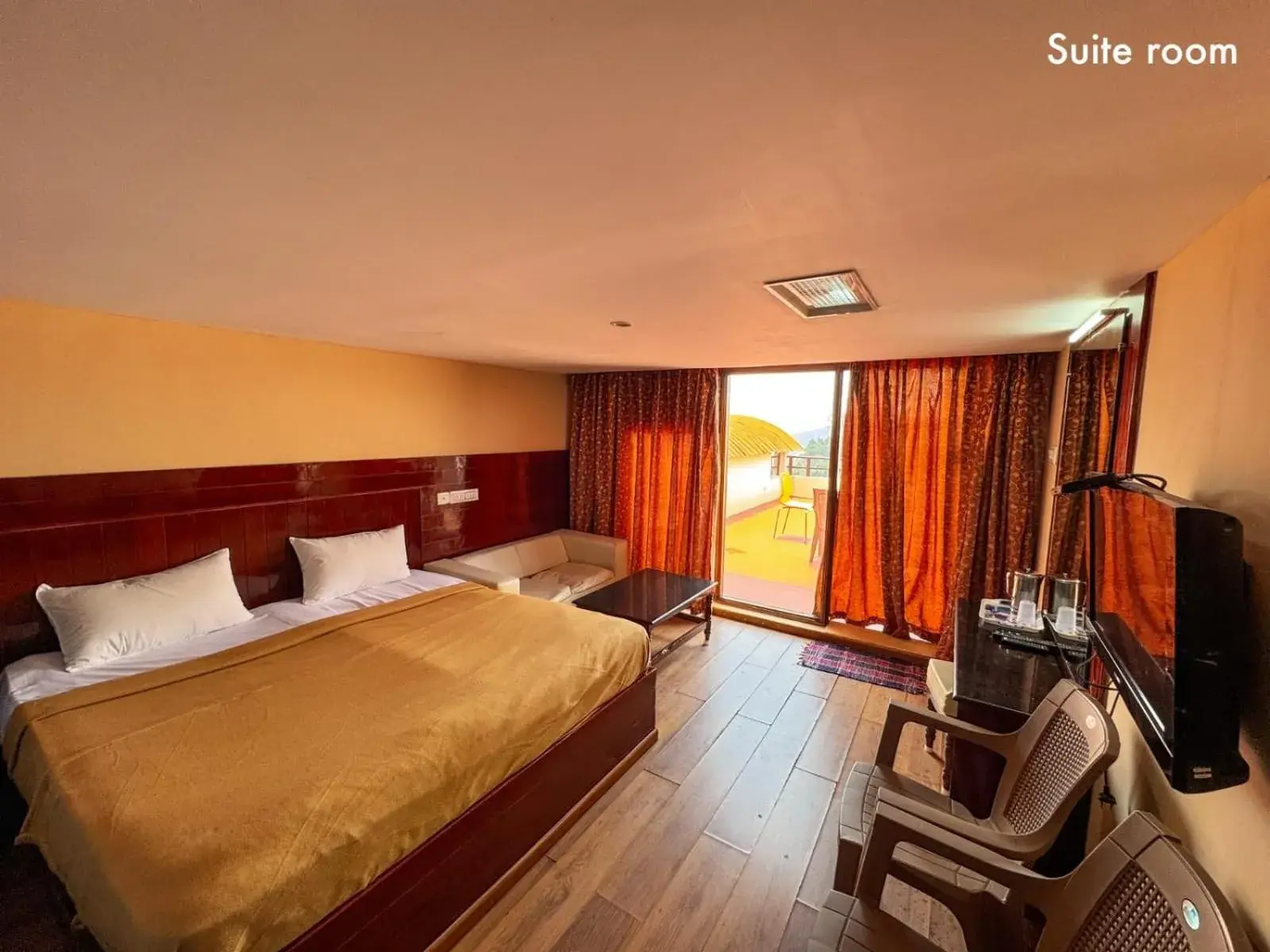 Family Room with Private Bathroom in Kodai Cool Stay Home Family Room with Private Bathroom in Kodai Cool Stay Home