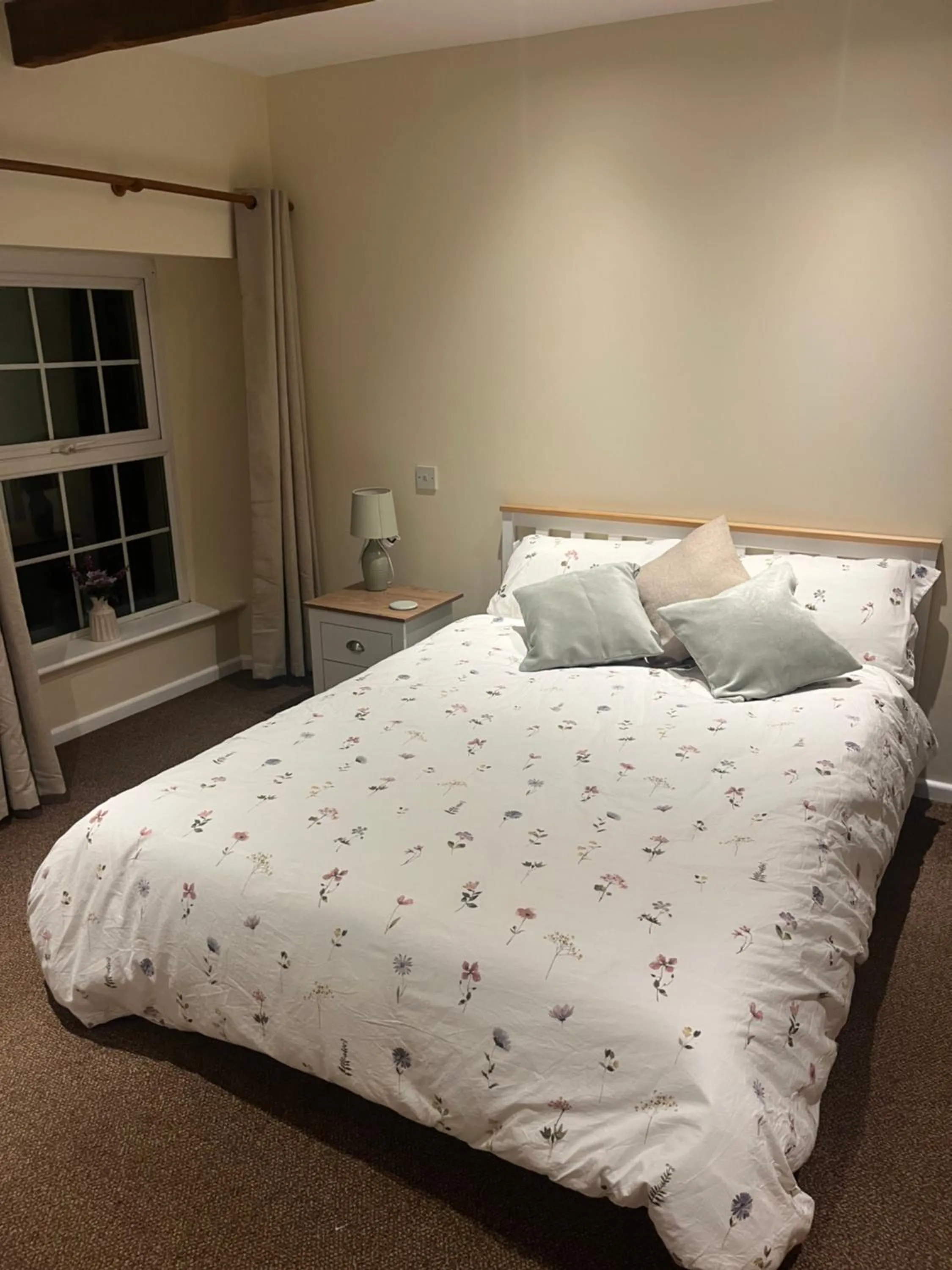 Bed in The Olde Market Inn