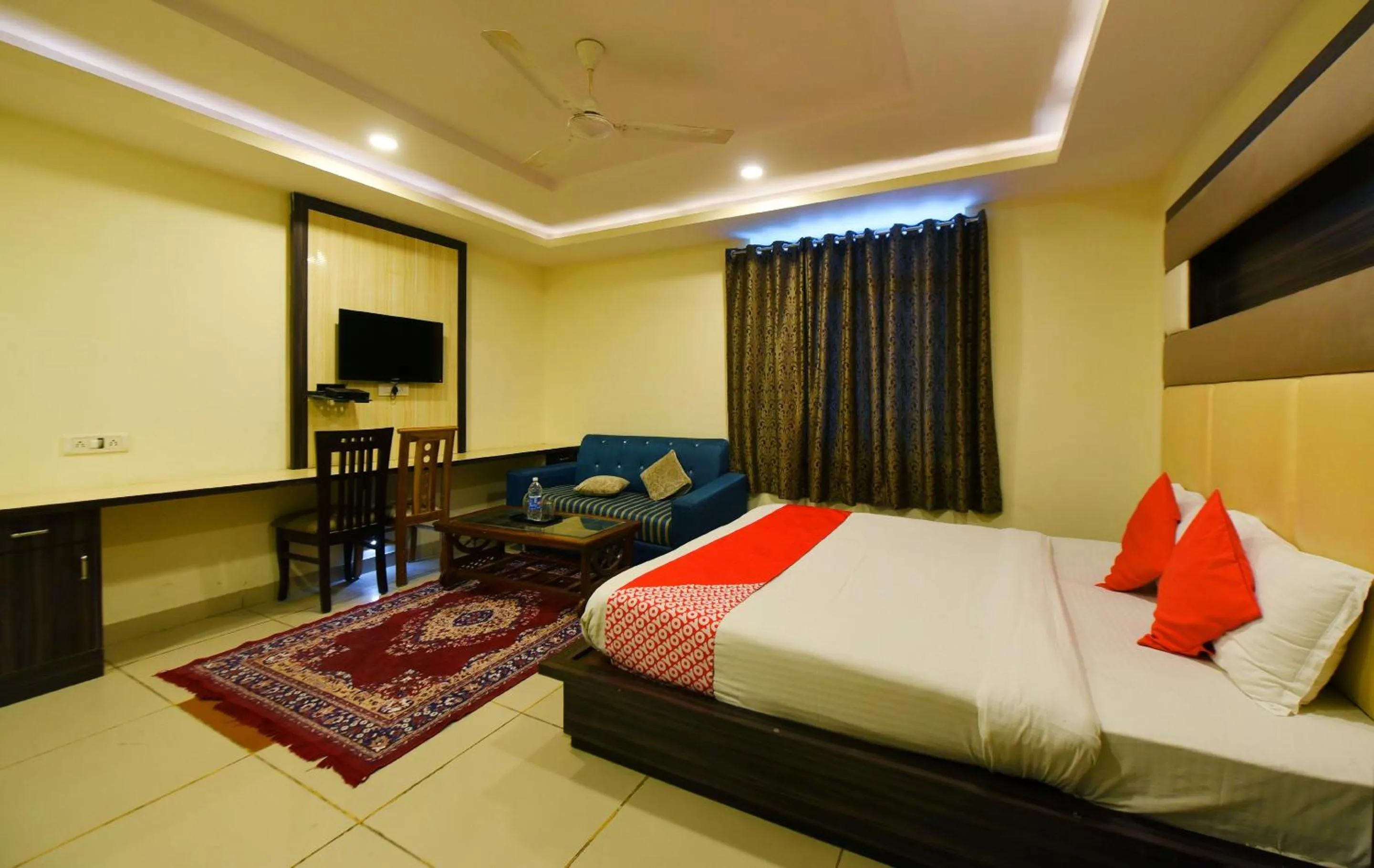 Bedroom, Bed in Collection O Tip Top