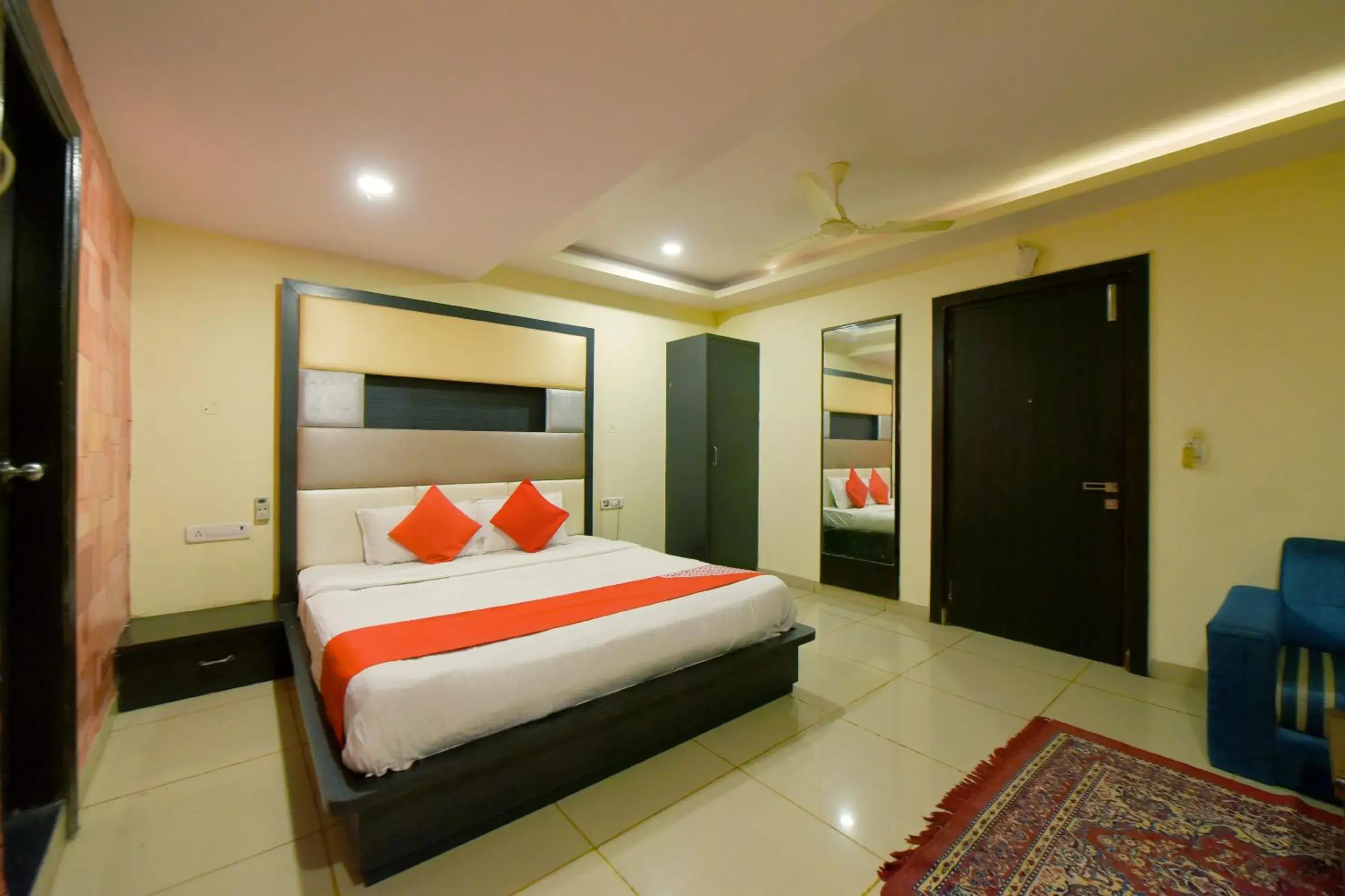 Bedroom, Bed in Collection O Tip Top Bedroom, Bed in Collection O Tip Top