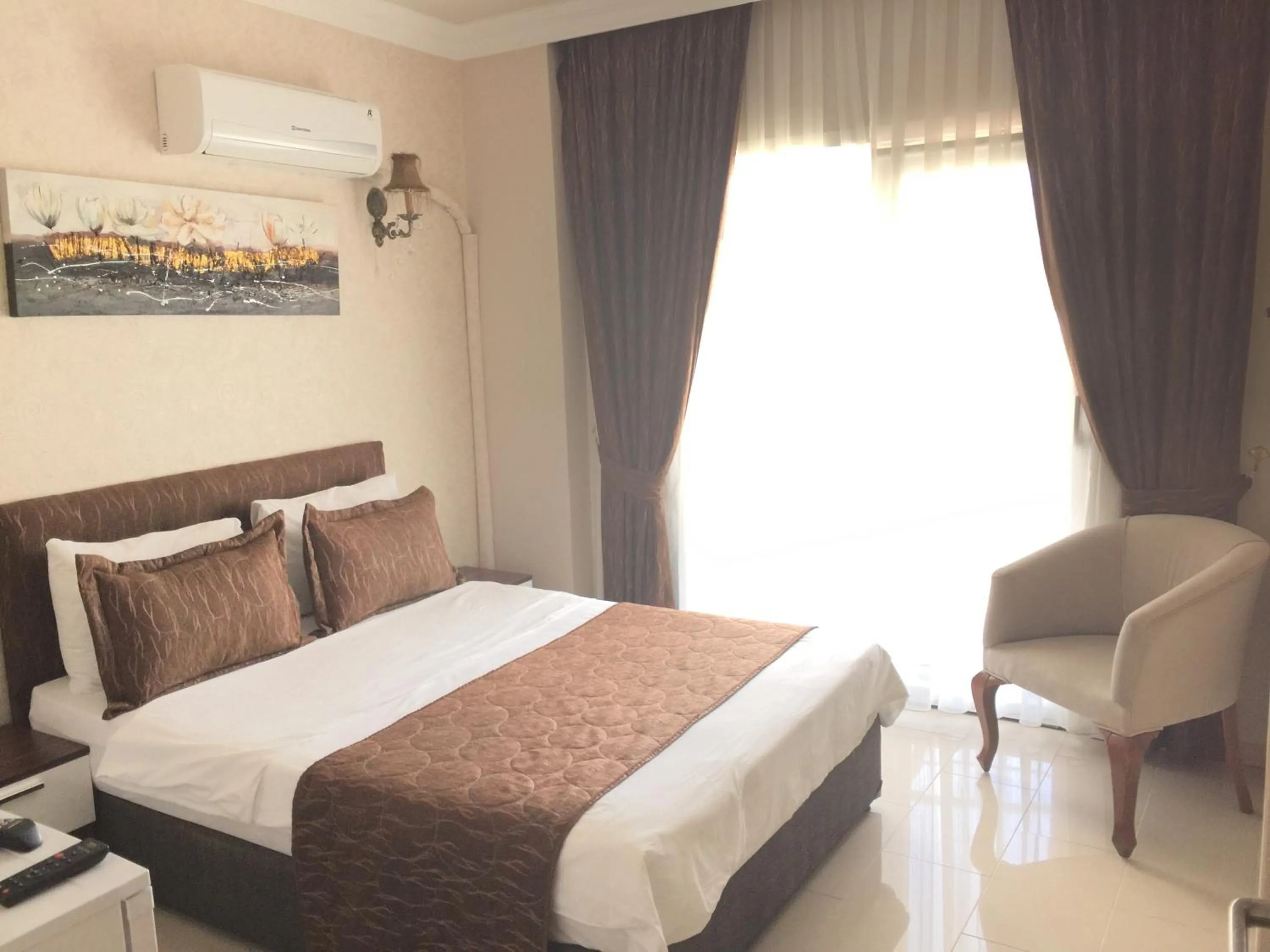 Day, Bed in Geyi̇kli̇ Sunshi̇ne Hotel