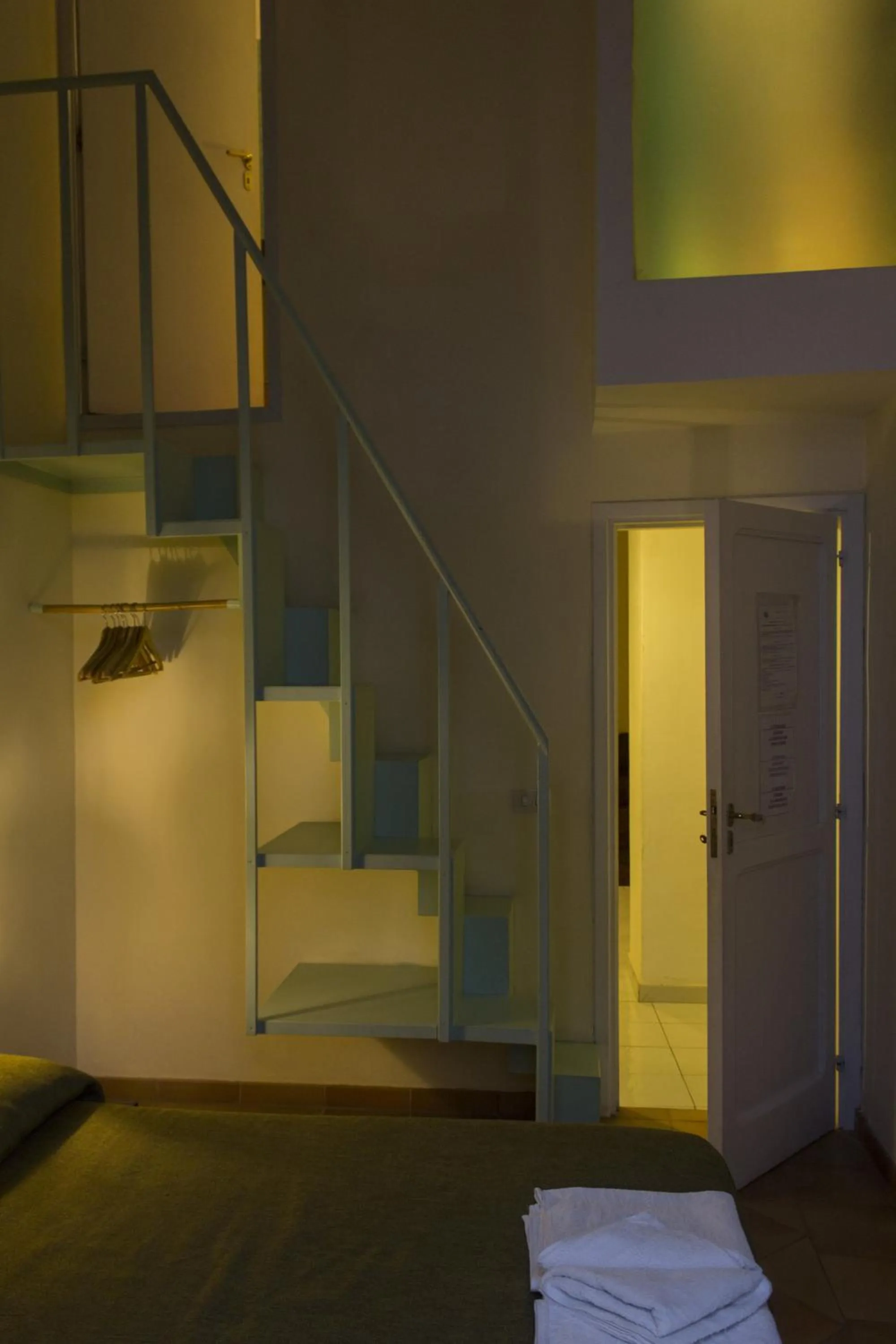 Bathroom, Bed in Dimora Dei Giganti