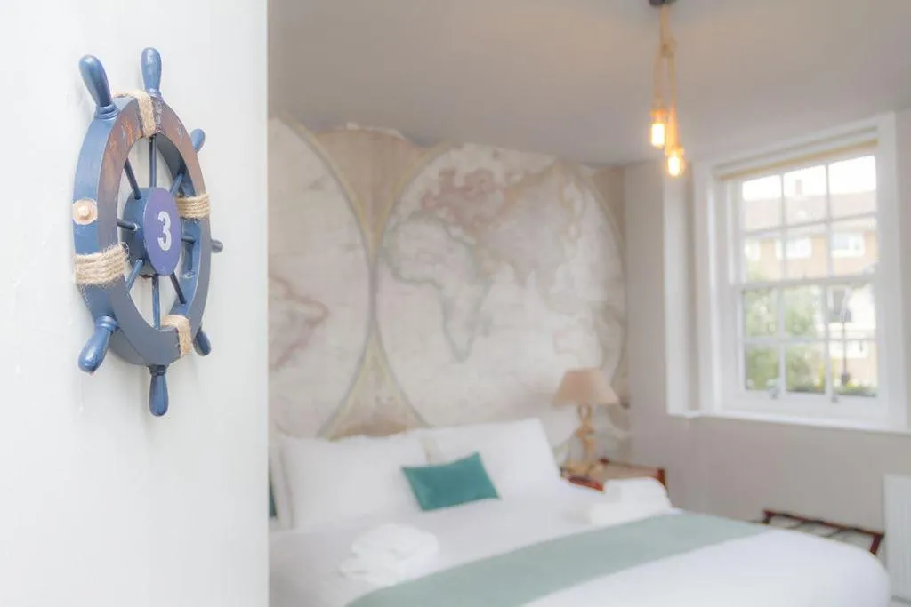 Bed in The Captain Cook