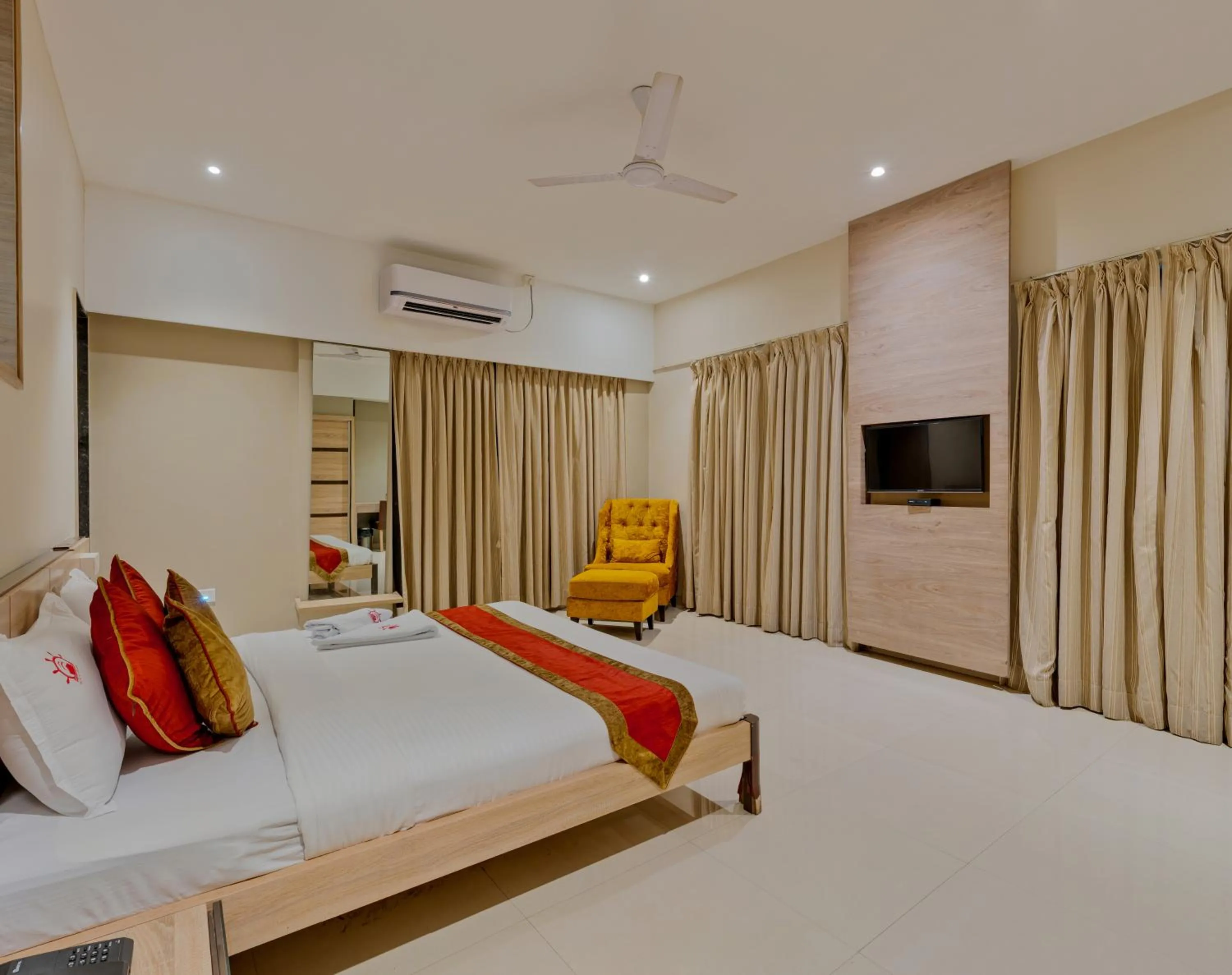 Hotel Black Pearl Sangli