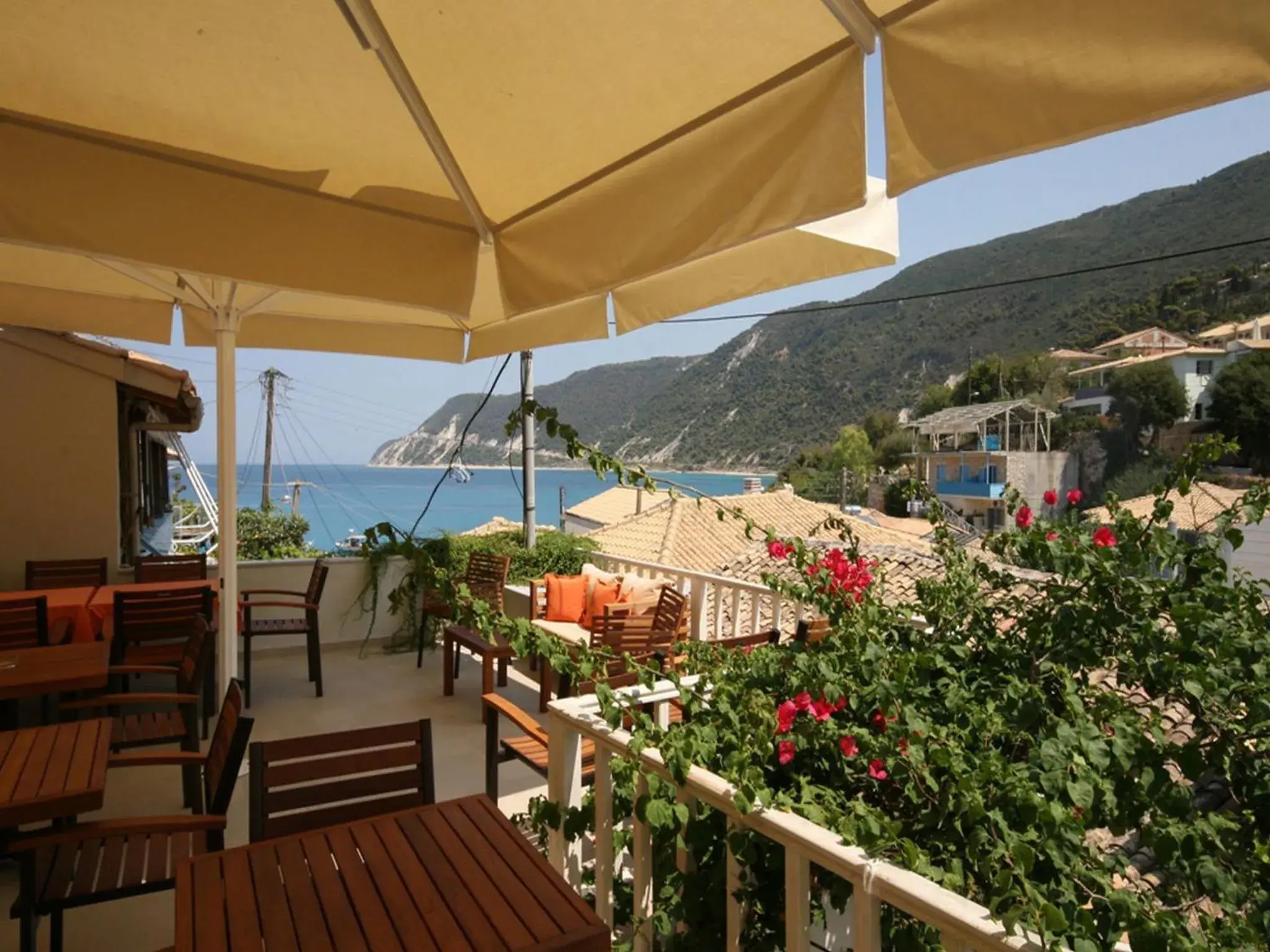 Ionis Hotel Ionis Hotel