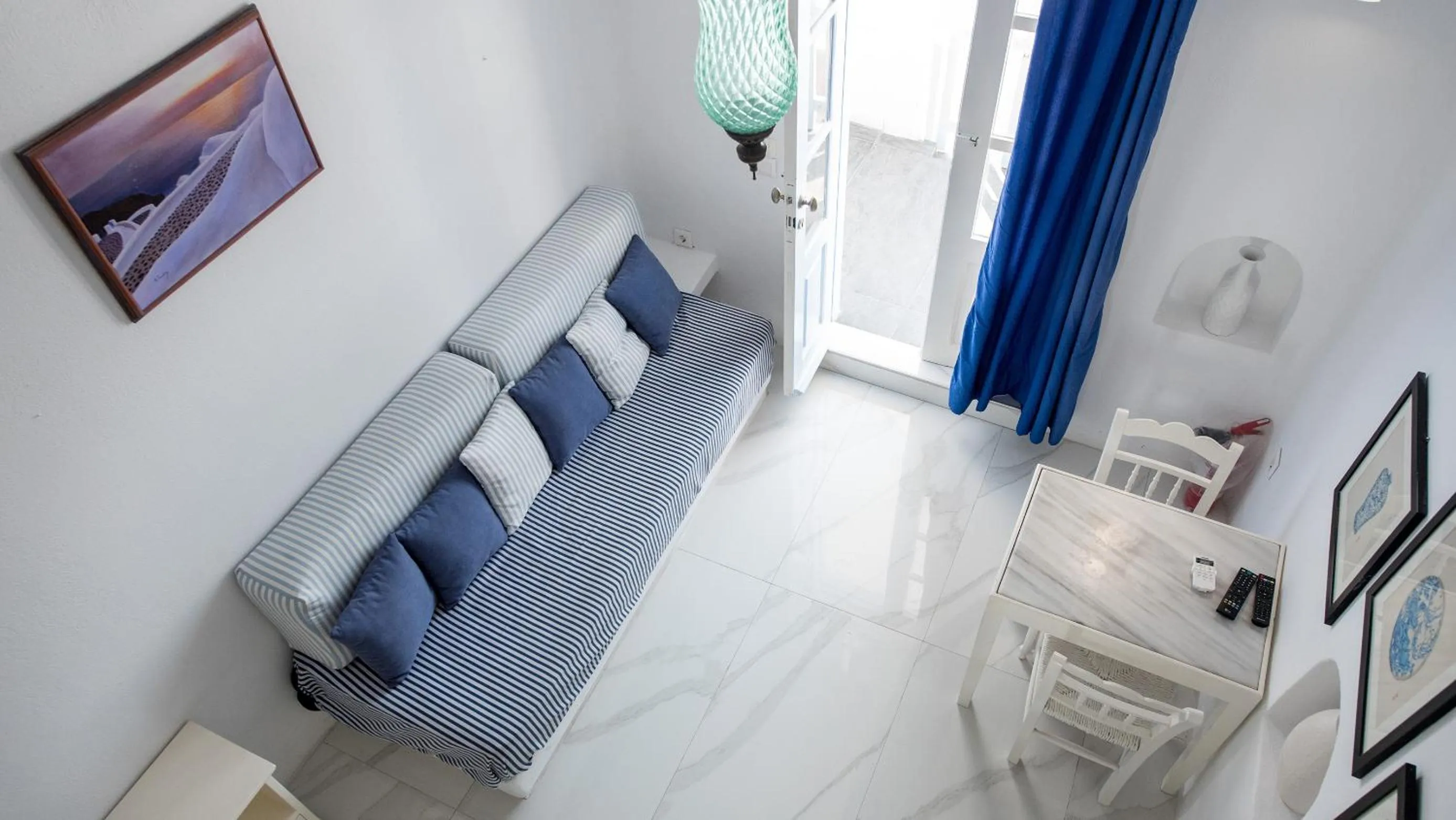 Seating area in Alexander Villas