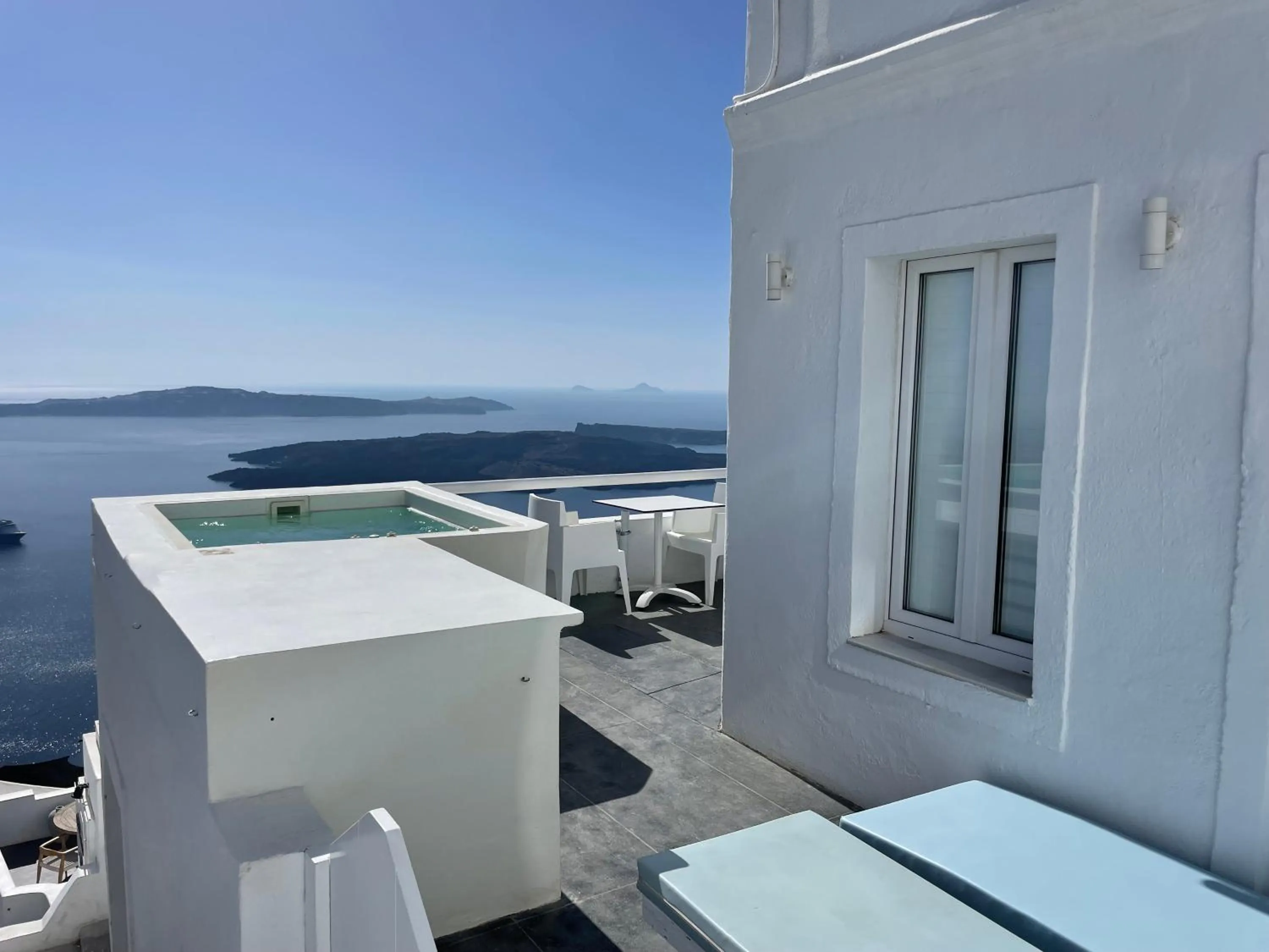 Day in Alexander Villas