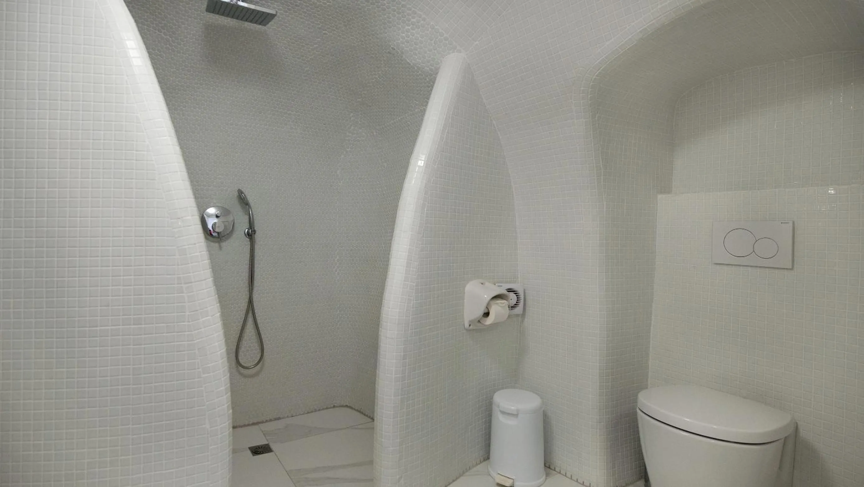 Toilet in Alexander Villas