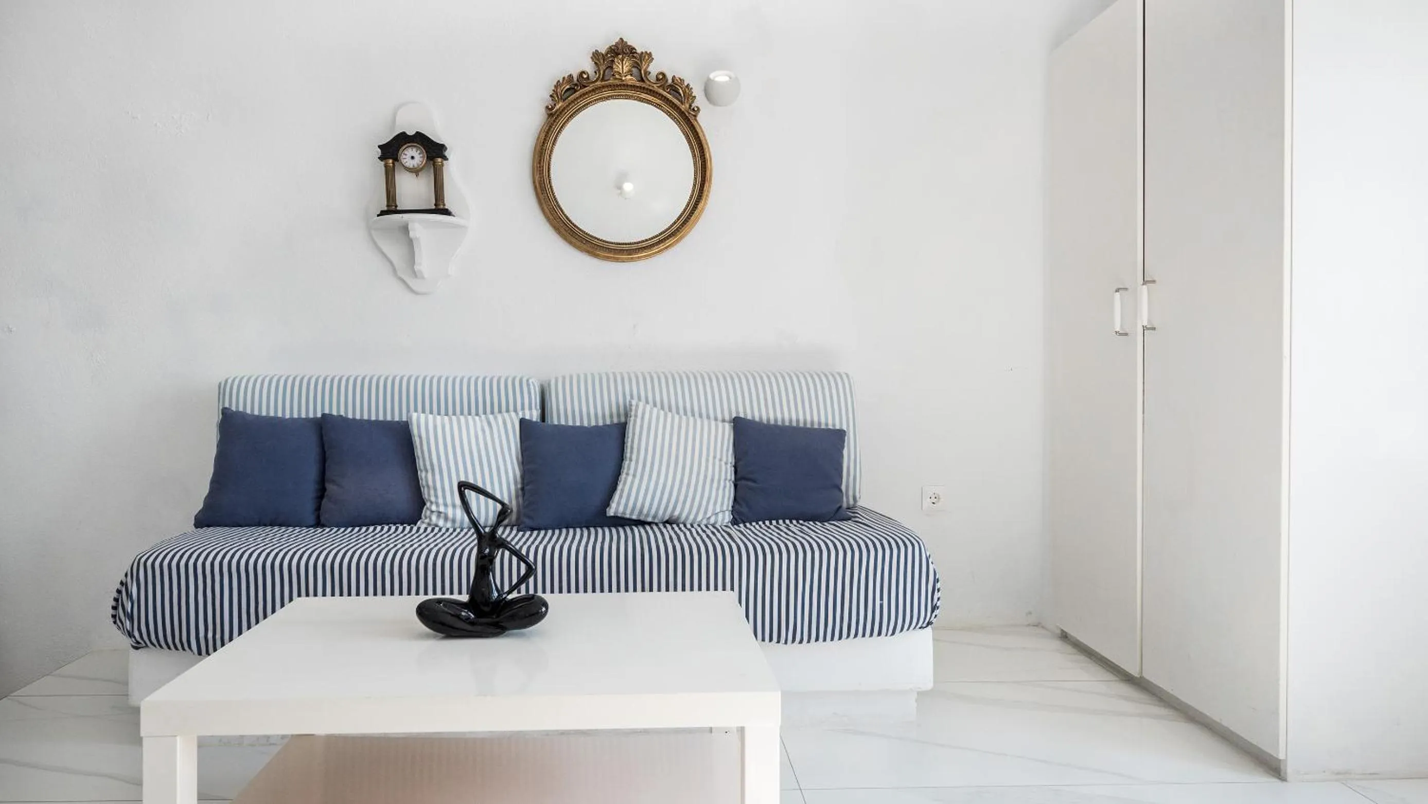 Seating area in Alexander Villas