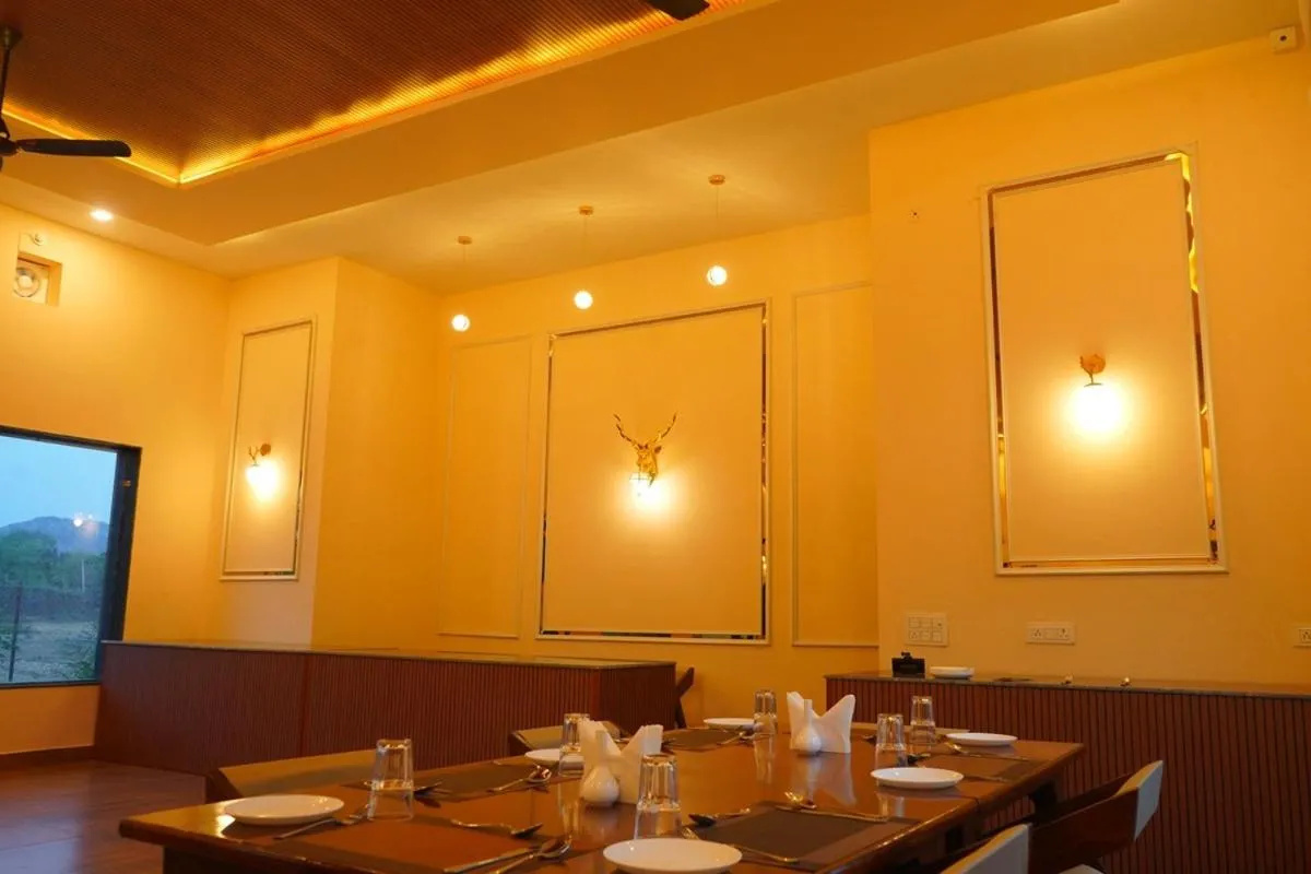 Restaurant/places to eat in Sundervan Vilas Ranthambore