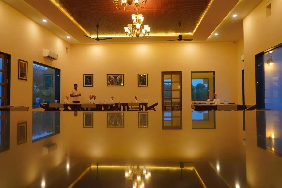 Restaurant/places to eat in Sundervan Vilas Ranthambore