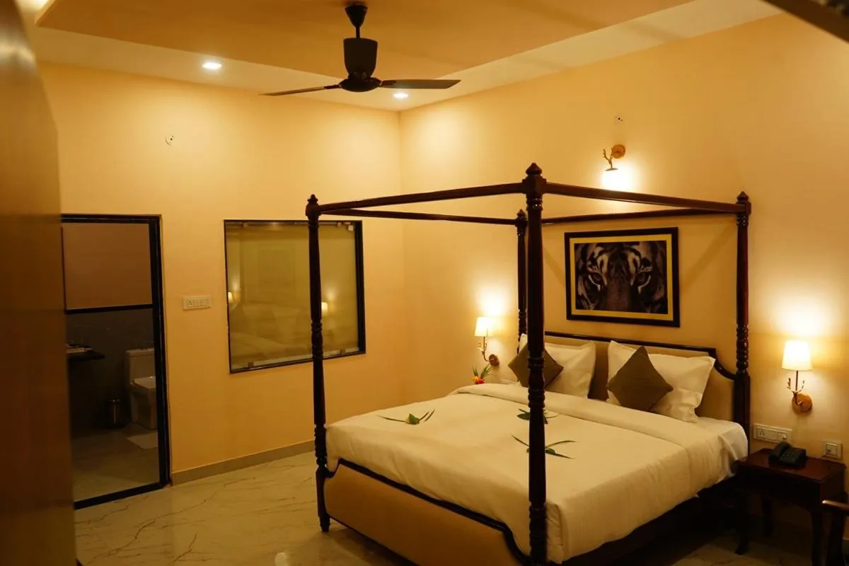 Bed in Sundervan Vilas Ranthambore