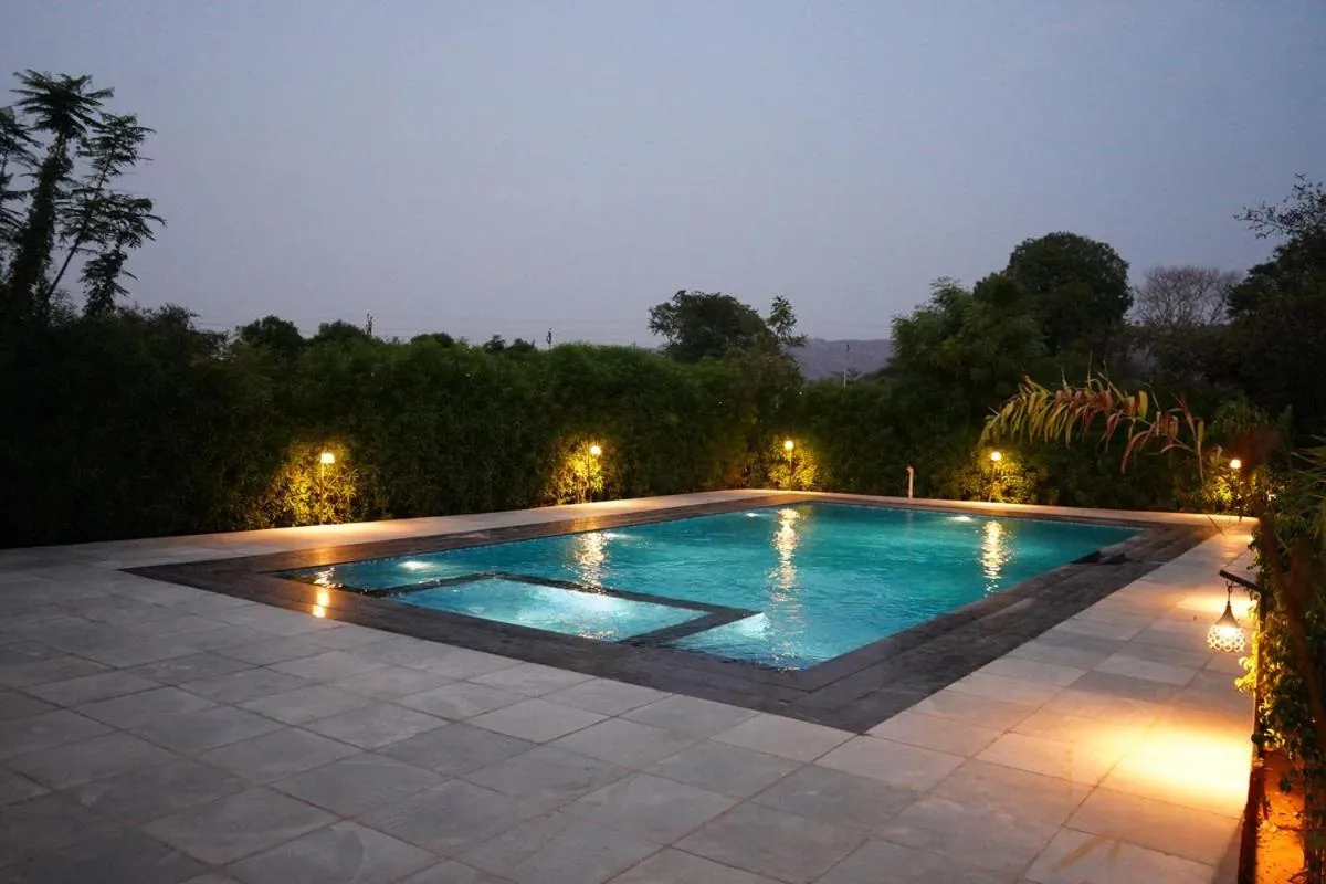 Night in Sundervan Vilas Ranthambore