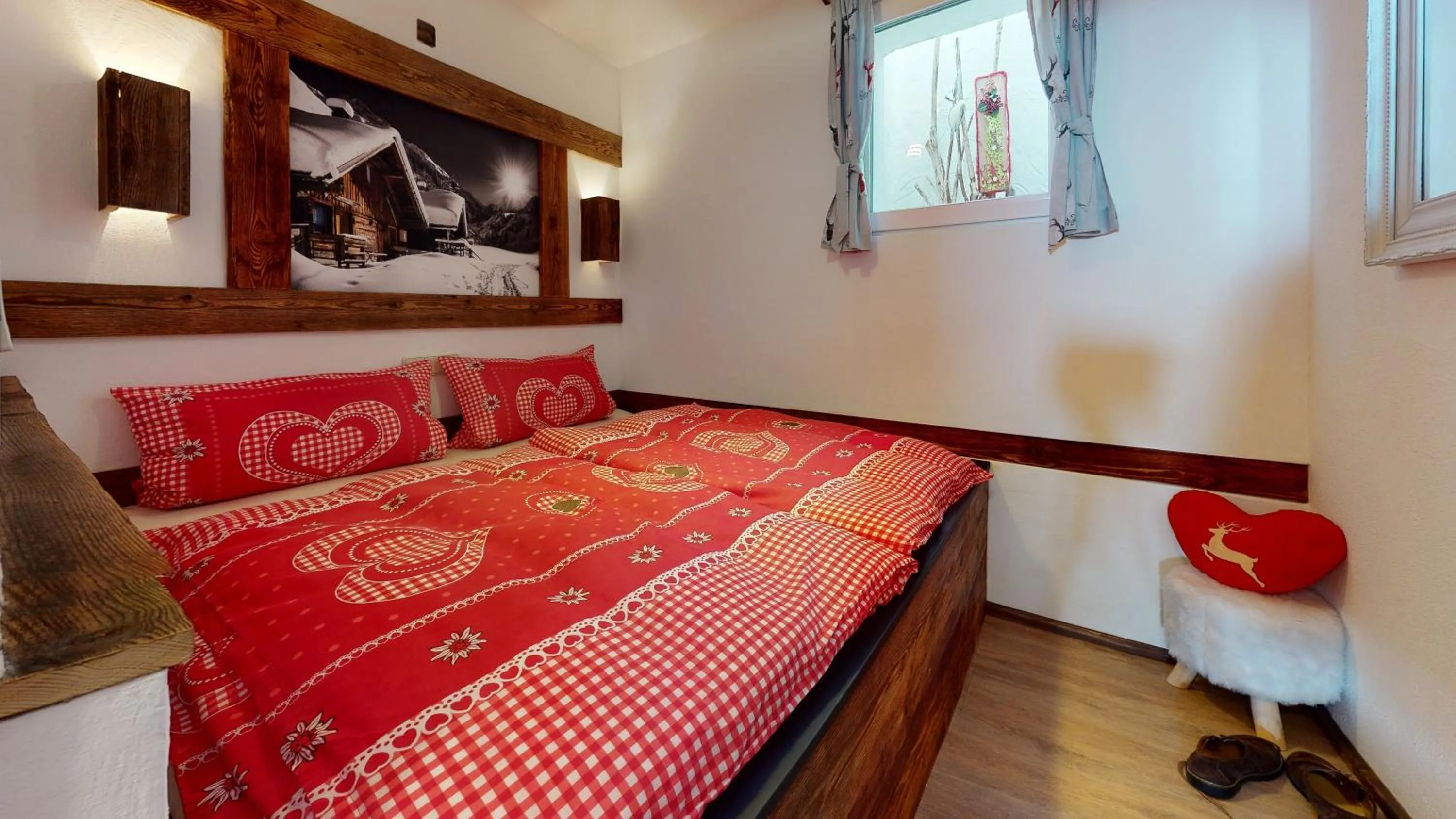 Bedroom, Bed in AlpinDesign Kaunertal
