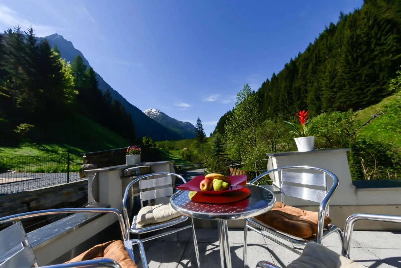 Seating area in AlpinDesign Kaunertal