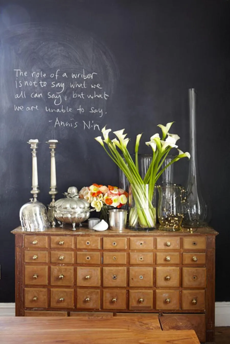 Dining area in InAweStays Holiday Homes