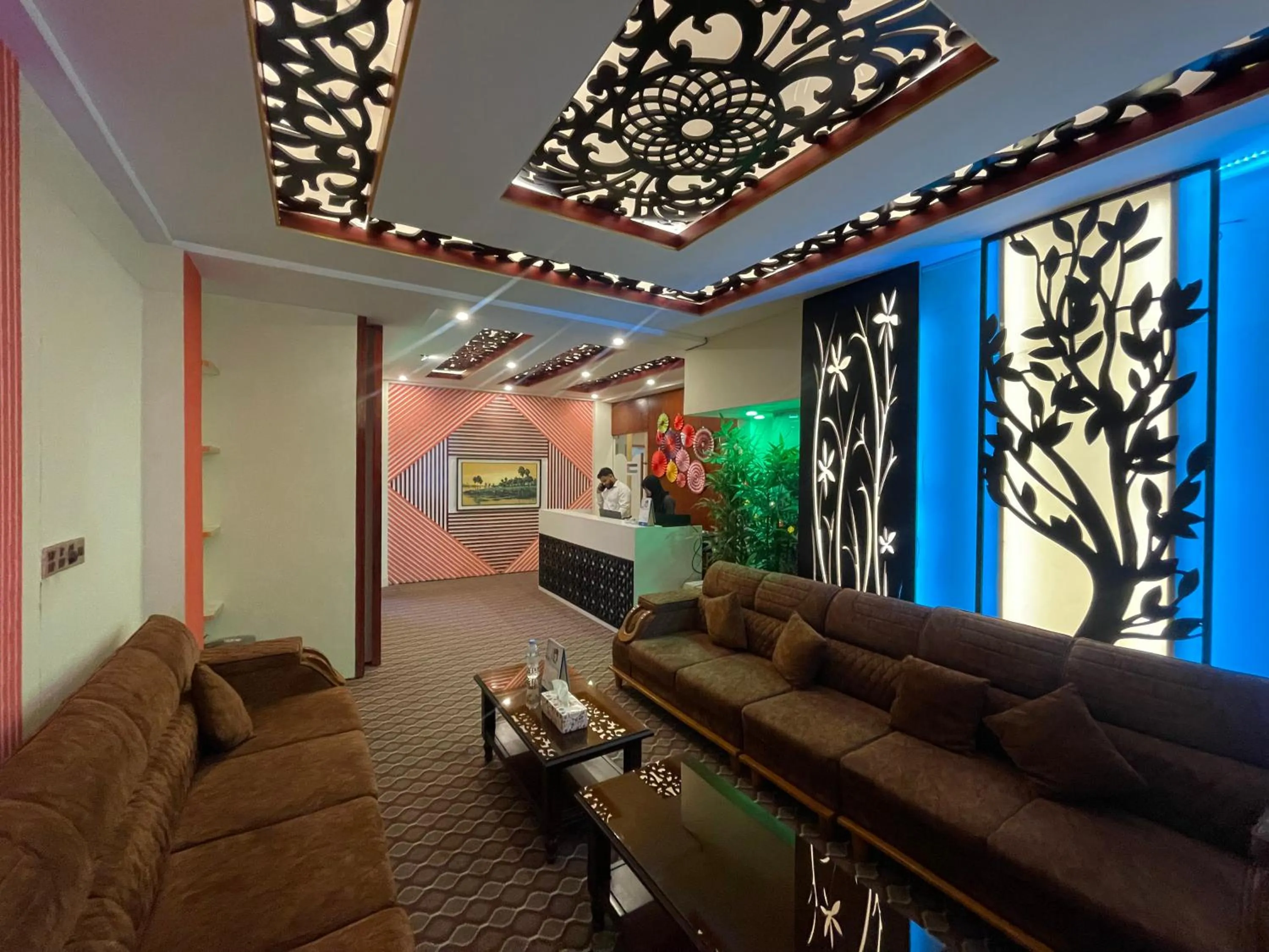 Communal lounge/ TV room in Hotel Rosewood Uttara