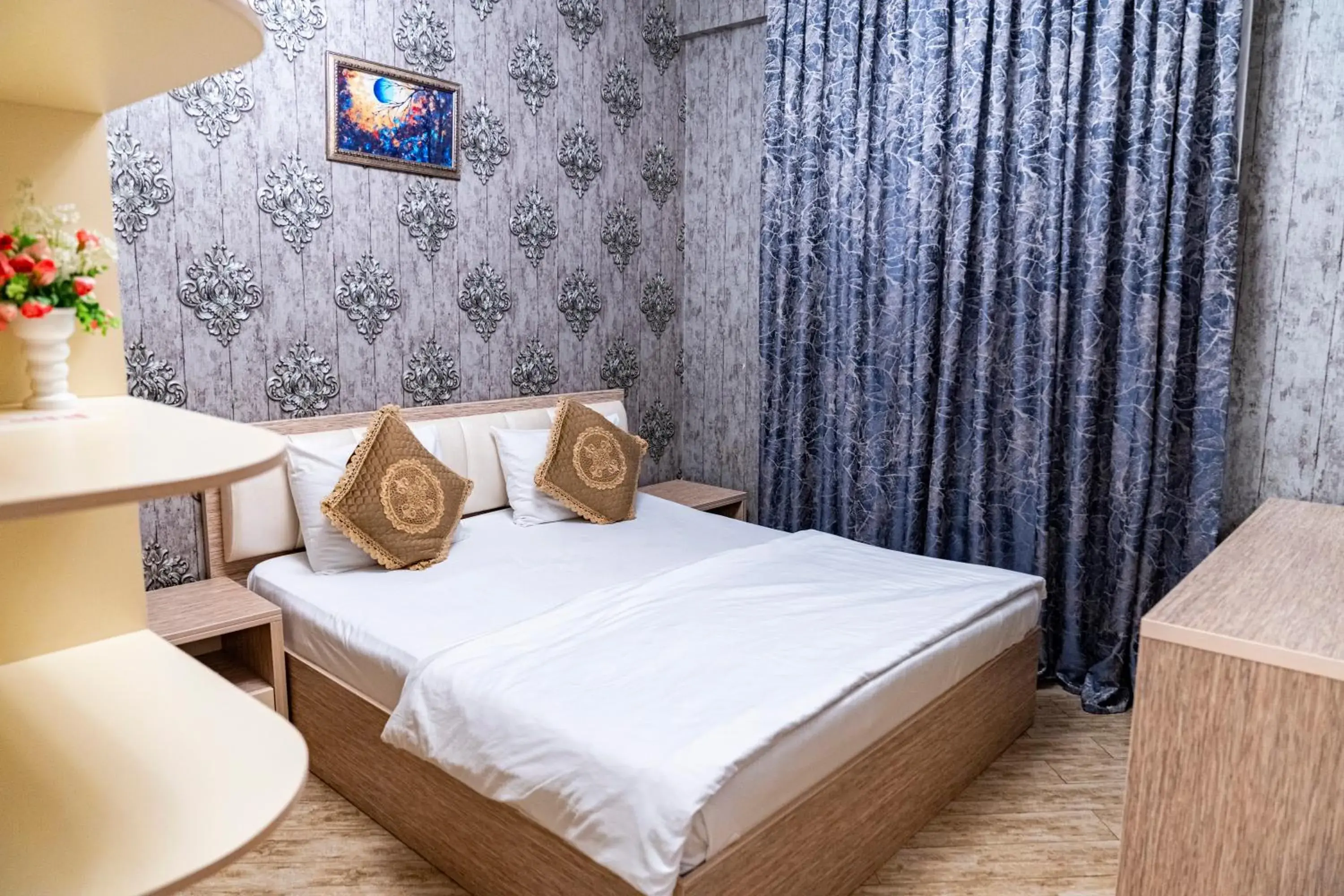 Deluxe Single Room - single occupancy in Sebail Inn Hotel Badamdar and Shah Hostel Deluxe Single Room - single occupancy in Sebail Inn Hotel Badamdar and Shah Hostel