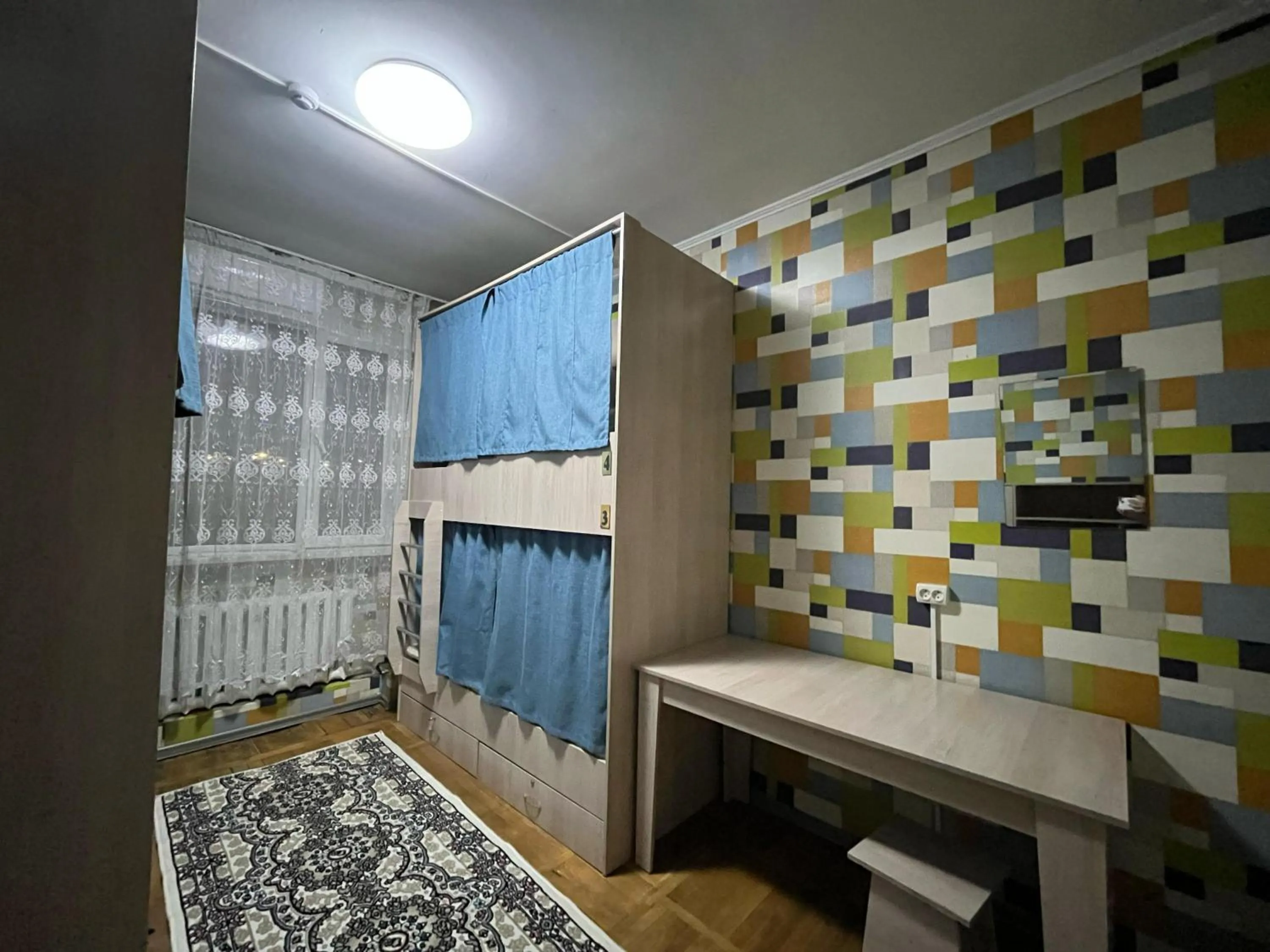 Hostel Eleon