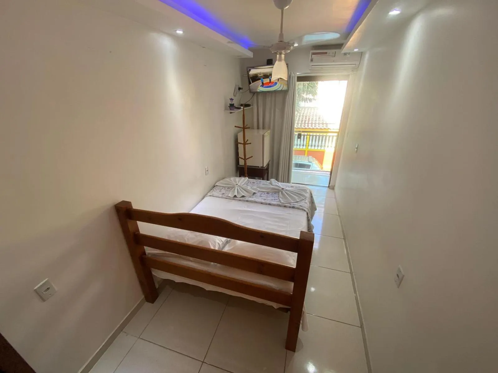 Property building, Bed in Pousada Ninho da Coruja