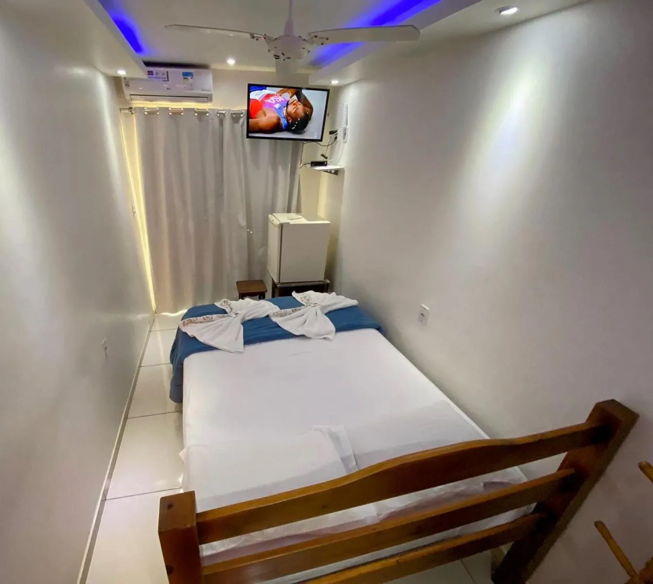 Property building, Bed in Pousada Ninho da Coruja