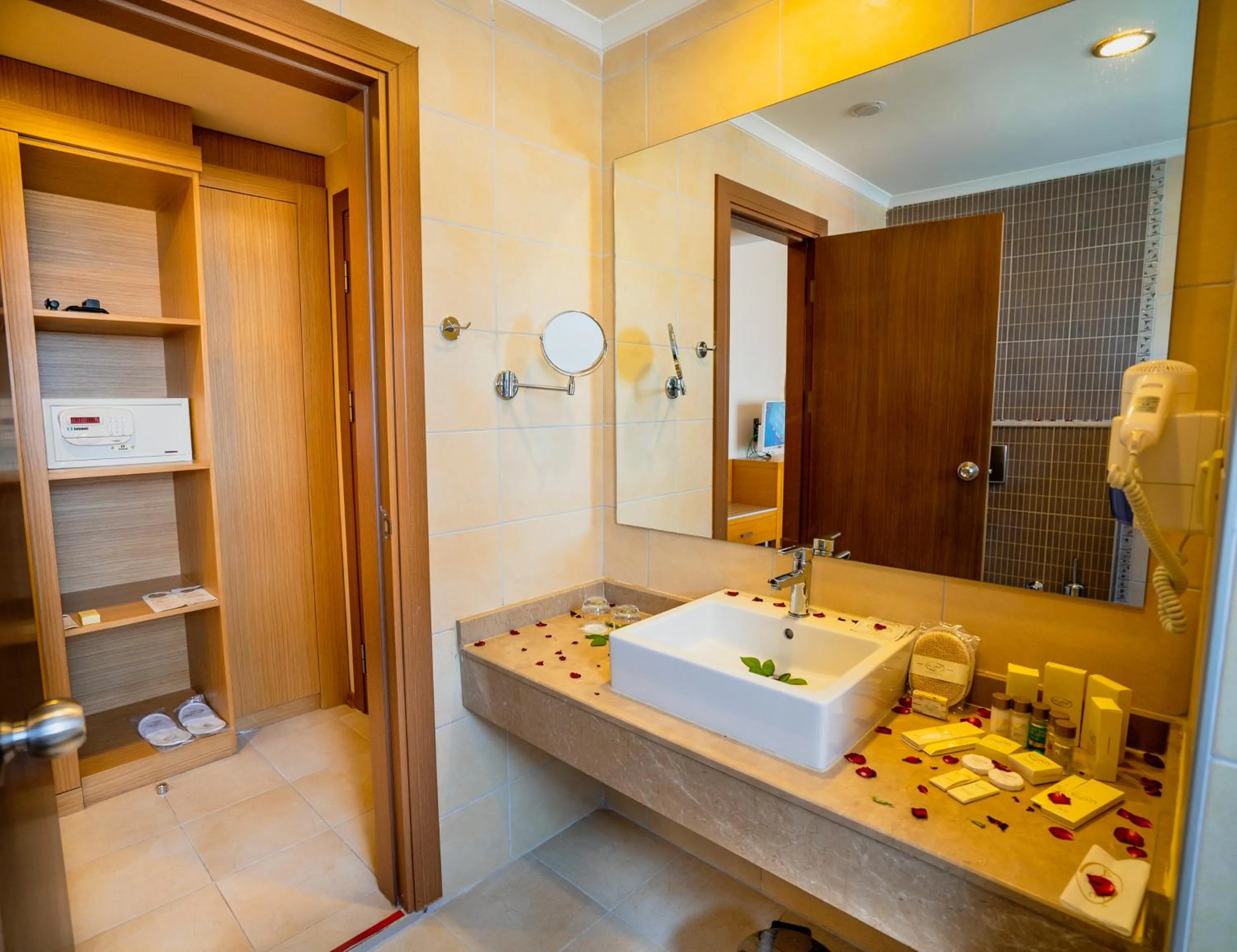 Bathroom in Alaiye Resort & Spa Hotel - Ultra All Inclusive