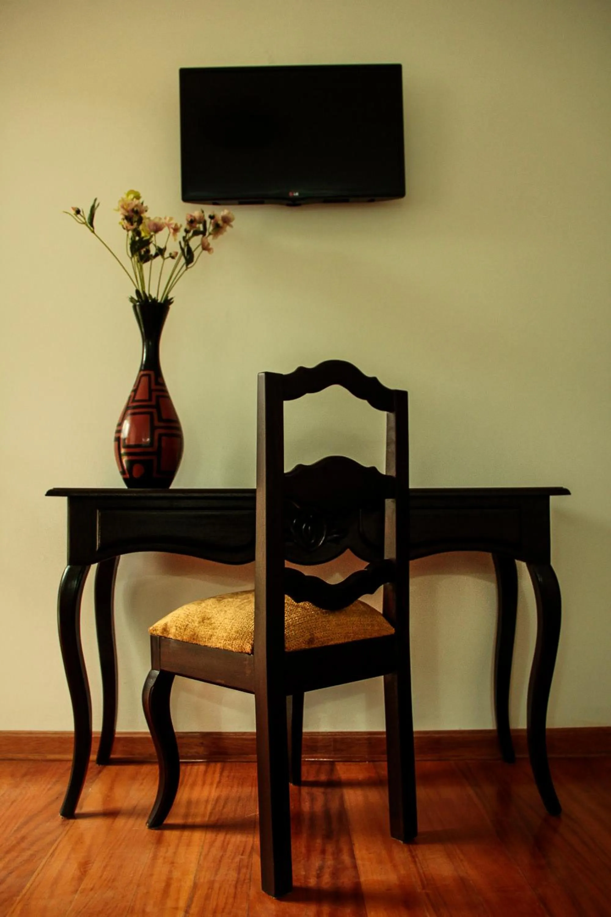 Bedroom in Illa Hotel