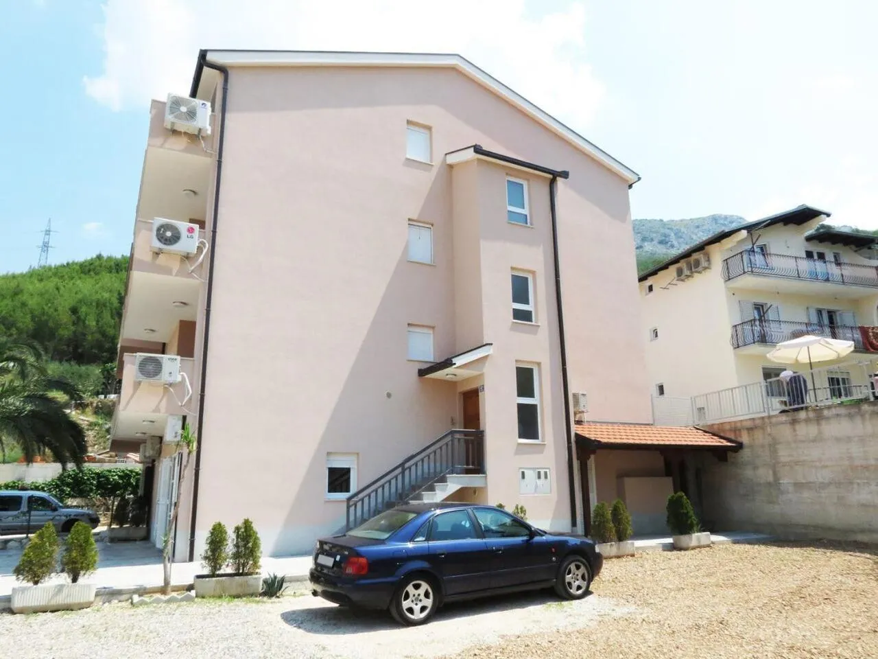 Apartments Ljubičić