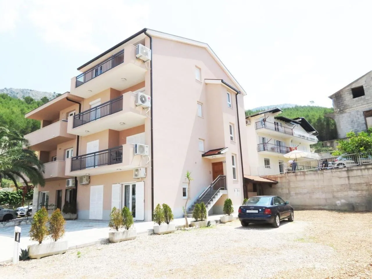 Apartments Ljubičić